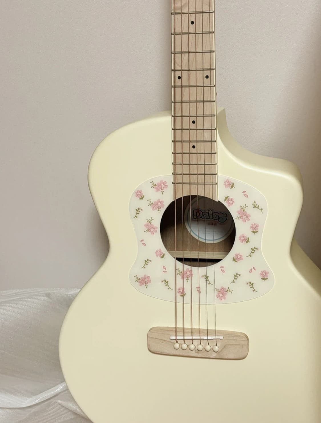 Daisy 데이지 기타 정품 아이보리 모리걸 빈티지 플라워 꽃 41인치 상품이미지1