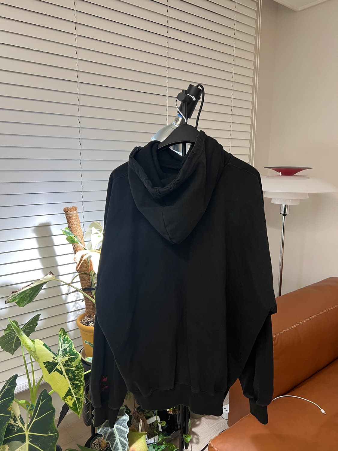 언더마이카 갤러리아 팝업 리미티드 후드 2사이즈 상품이미지2