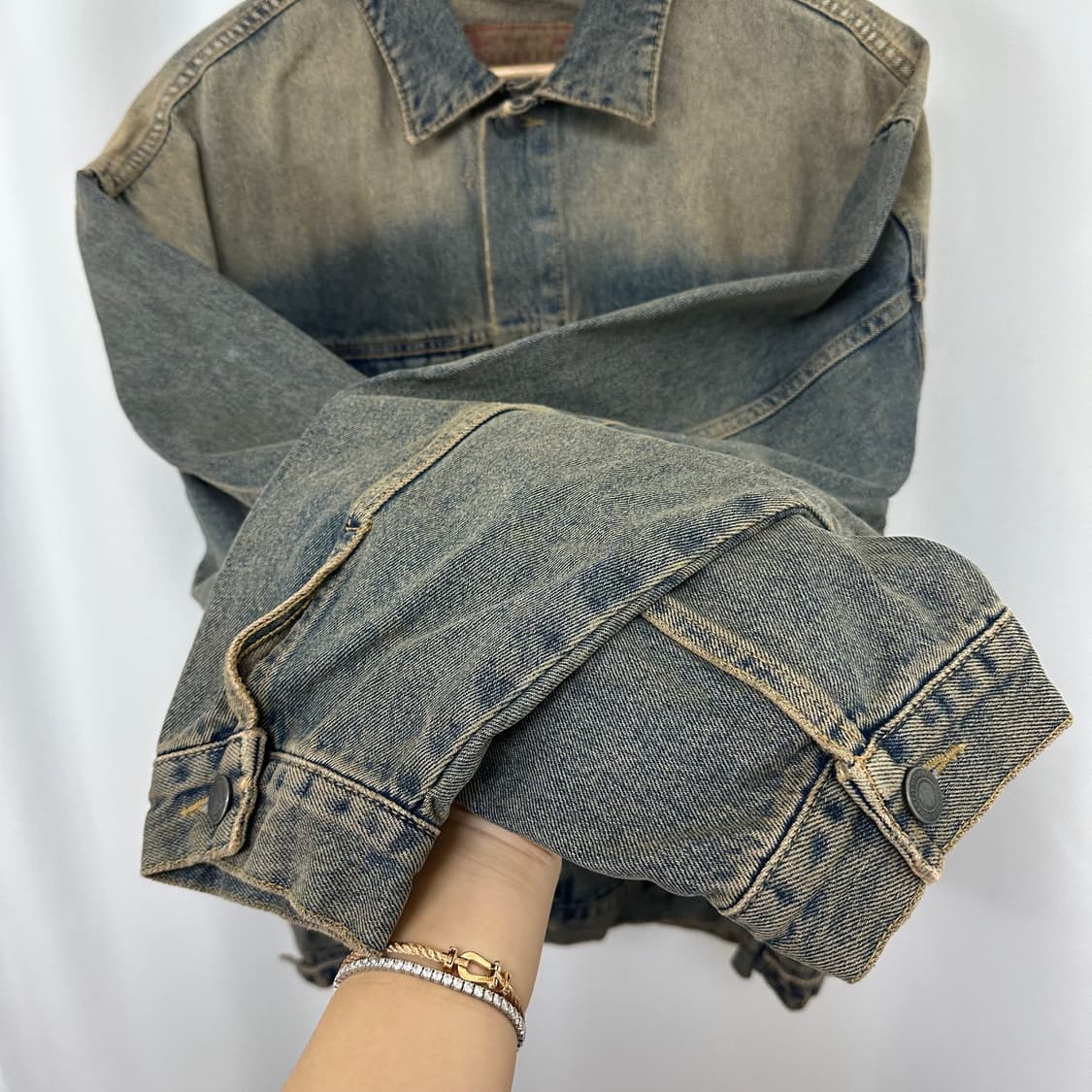 아더핏 남자 오버핏 데님 자켓 FREE 상품이미지4