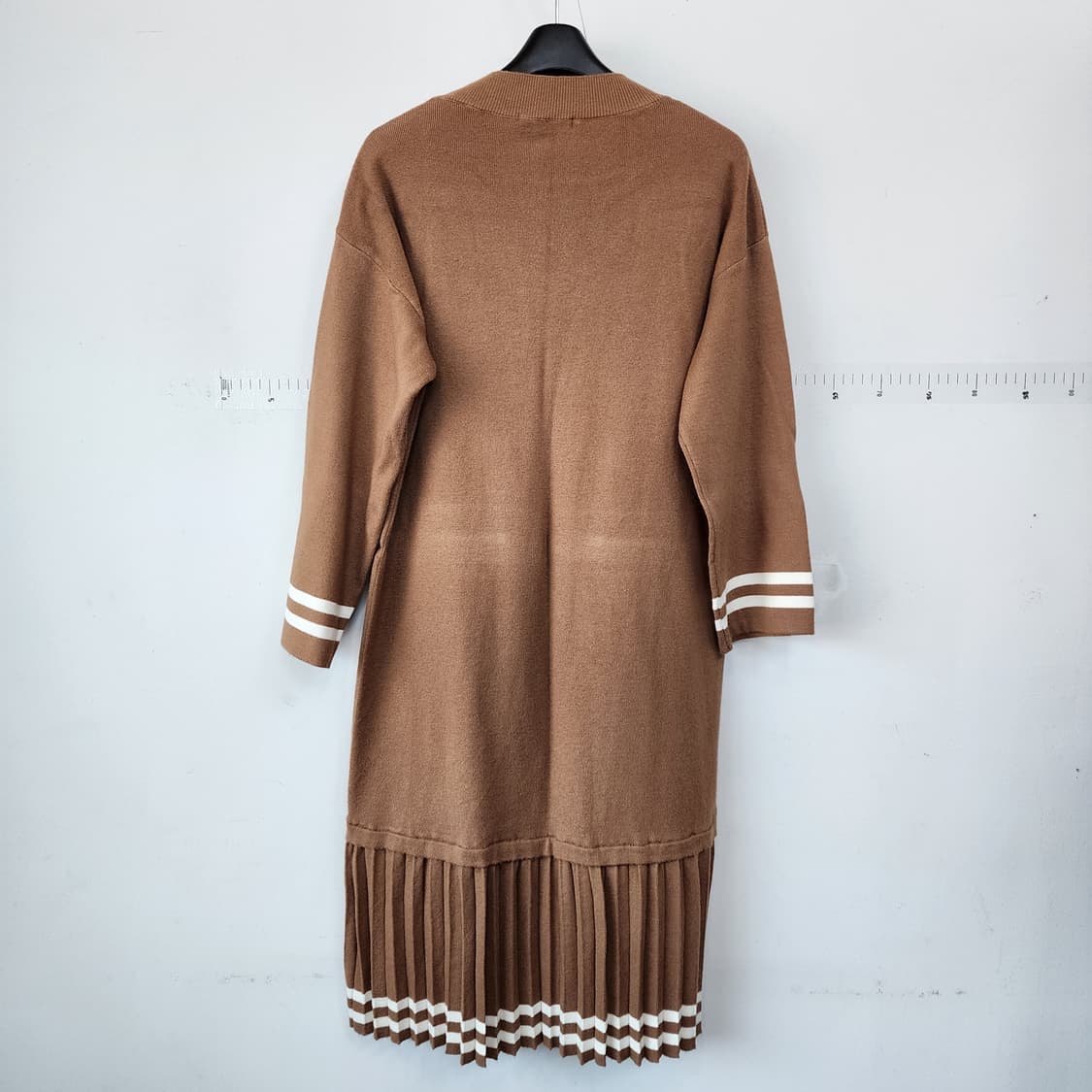 지고트 브라운 니트 플리츠 원피스 상품이미지3