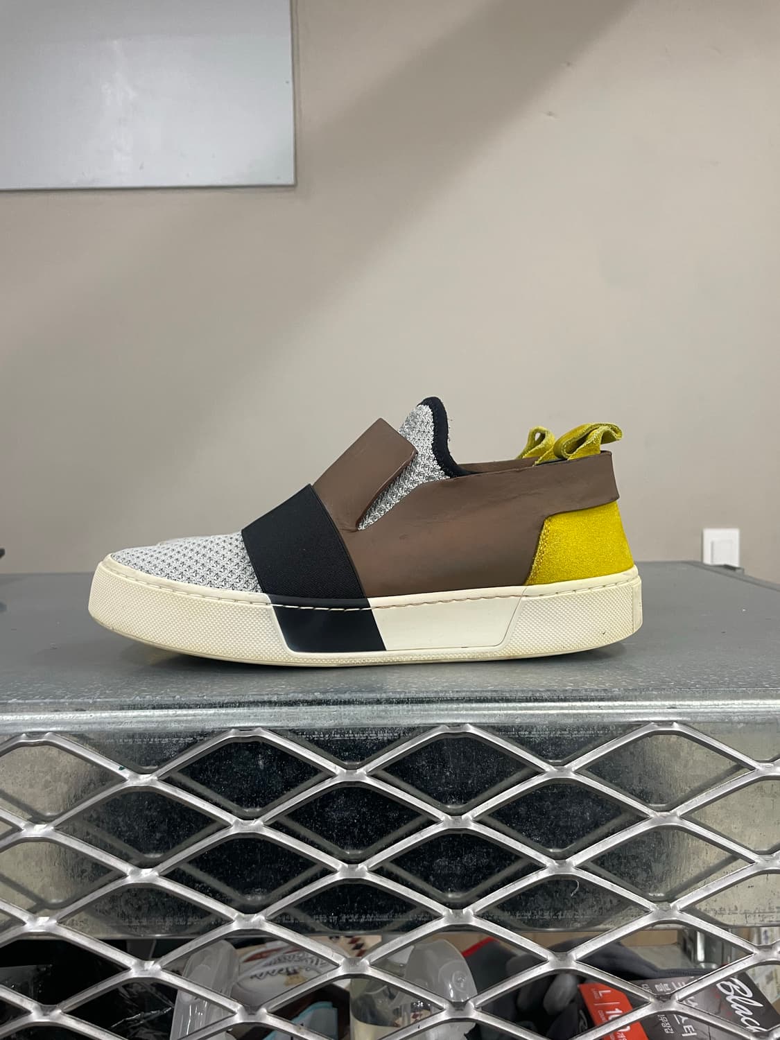 발렌시아가 엘라스틱 러버 솔 하이 EU38 상품이미지1