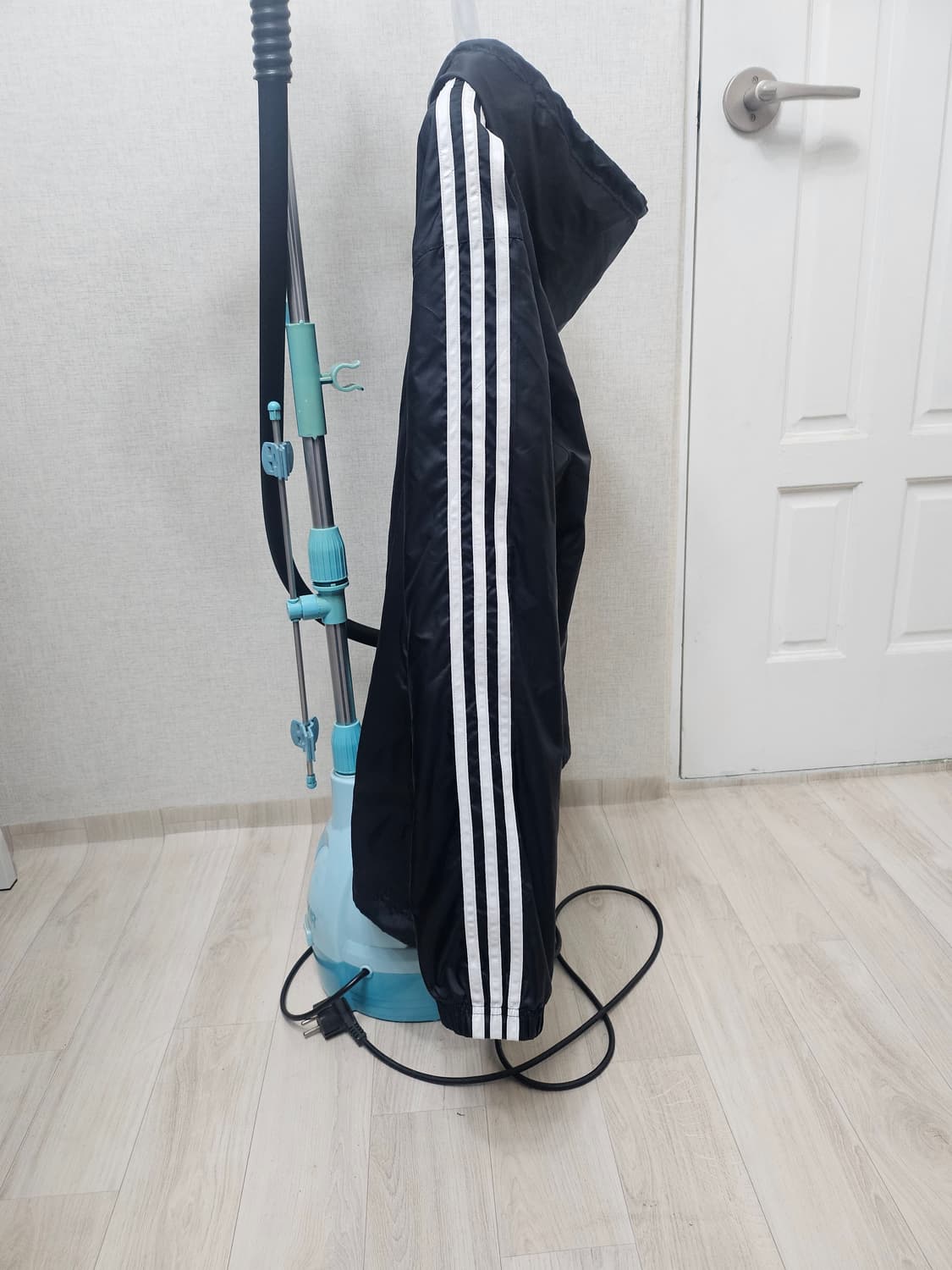 (105~110)XL☆초대장급☆아디다스 파이어버드백로고[검흰]우븐바람막이 상품이미지4