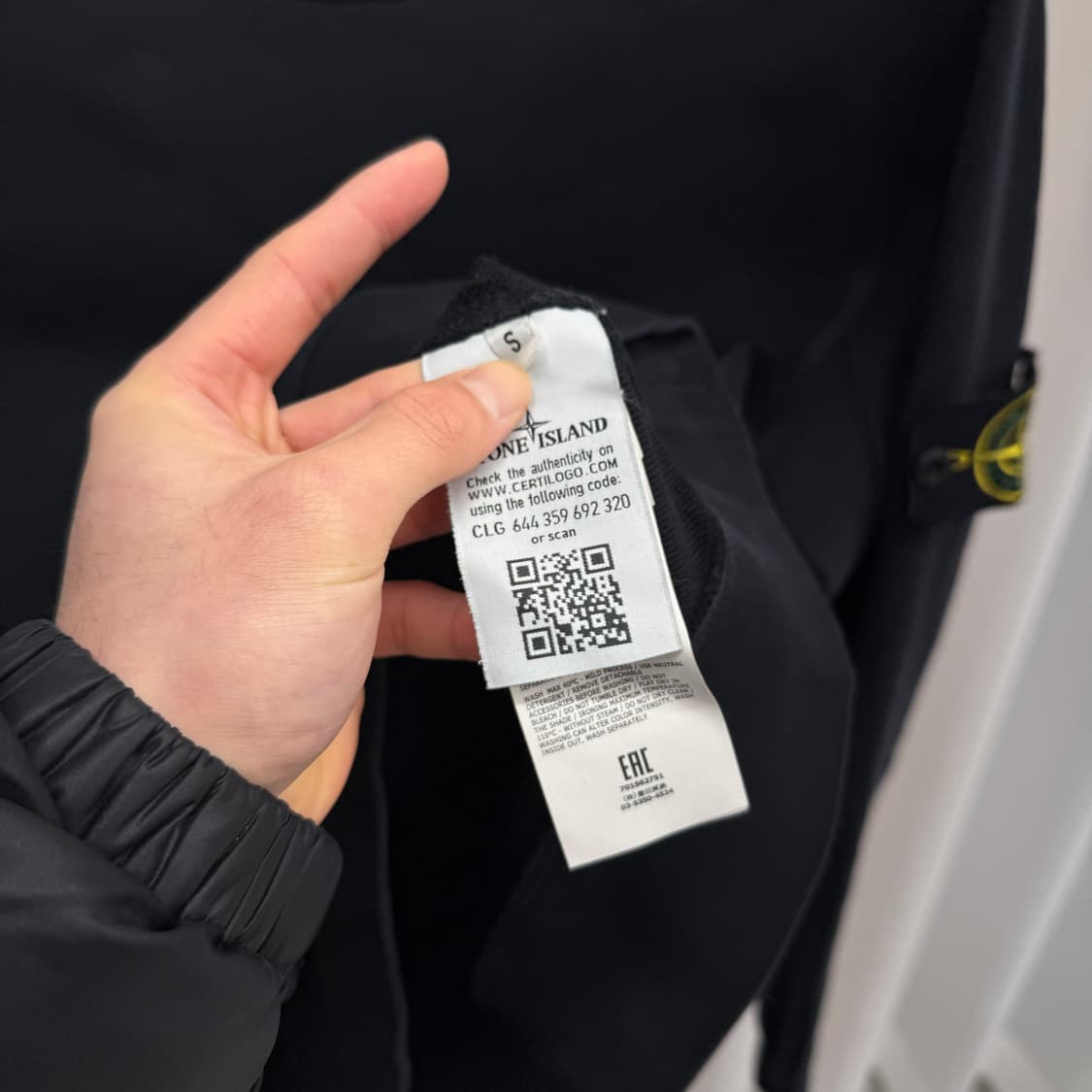 [S] 스톤아일랜드 맨투맨 블랙 상품이미지4