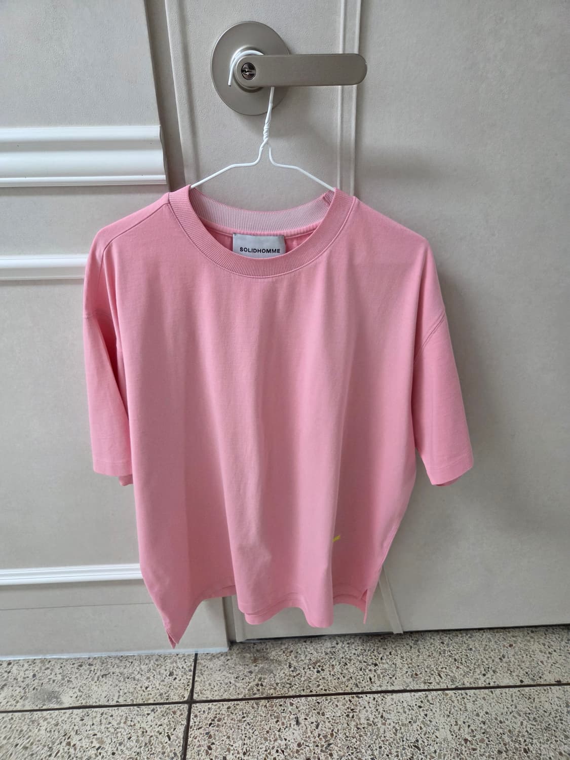 솔리드옴므 핑크 오버핏 반팔 46 상품이미지1