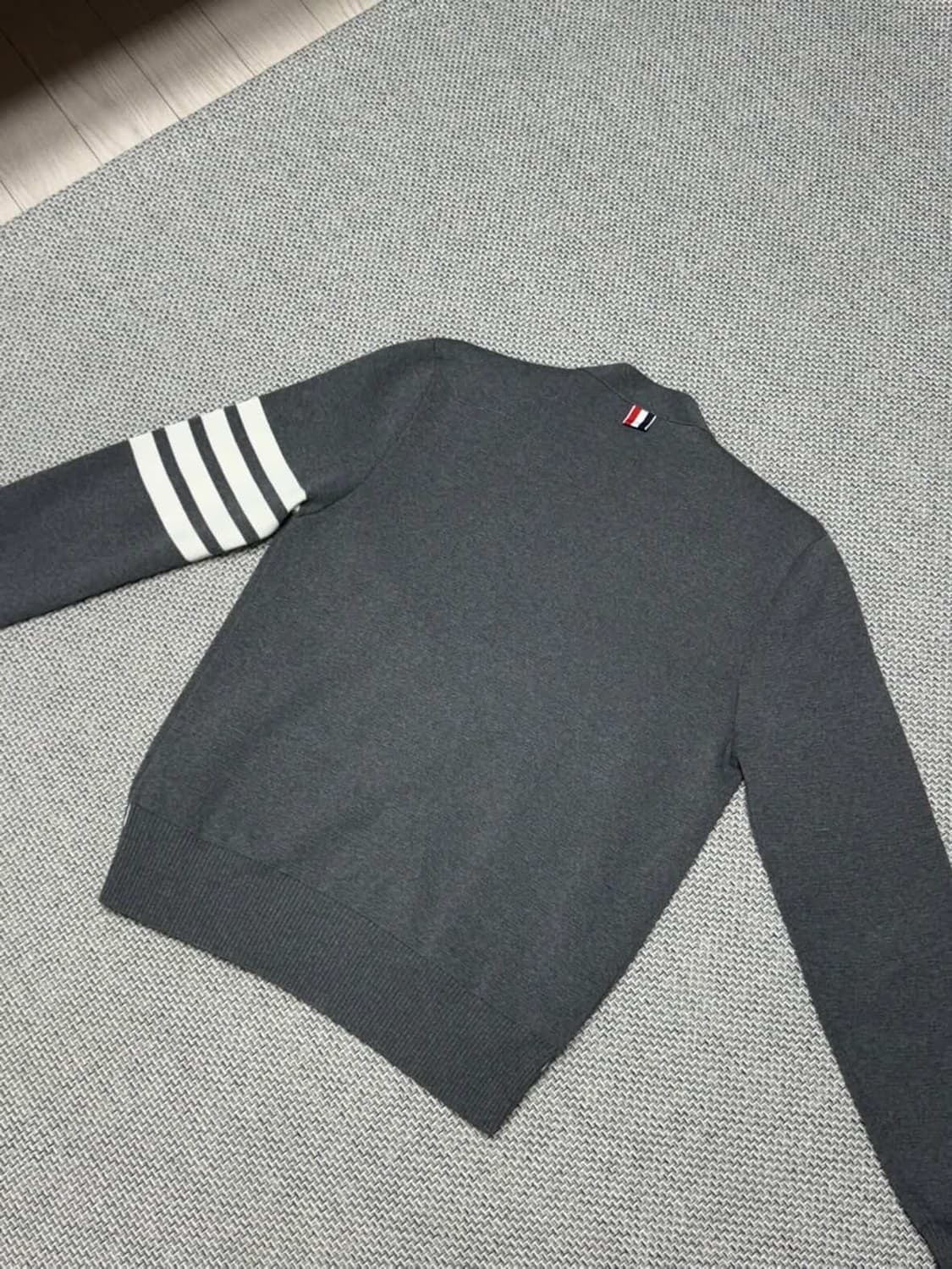 [새상품급] 톰브라운 밀라노스티치 가디건  상품이미지2