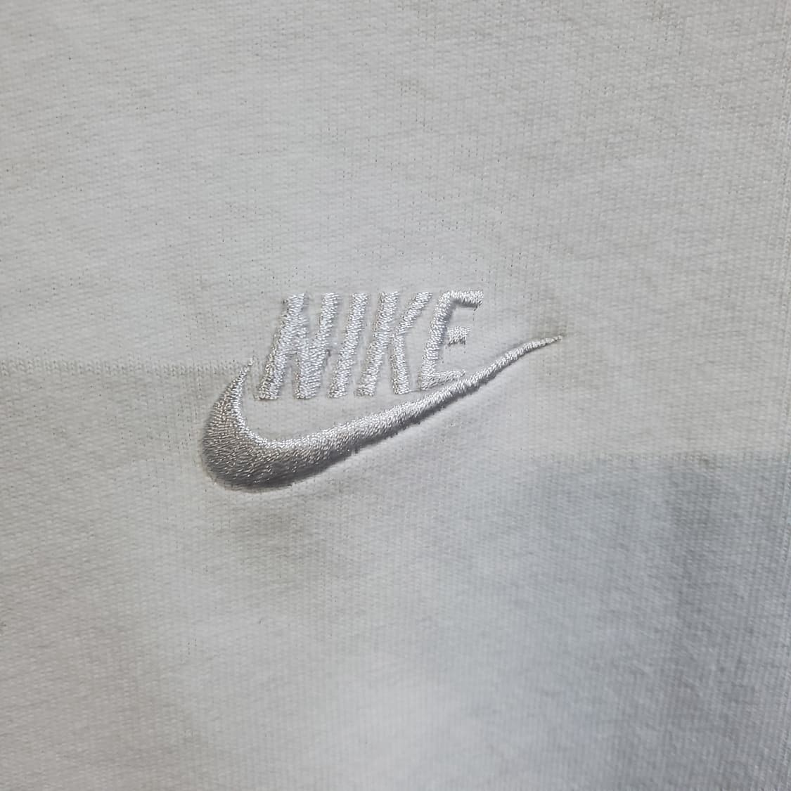 나이키 패치로고 화이트 반팔 티셔츠  상품이미지3