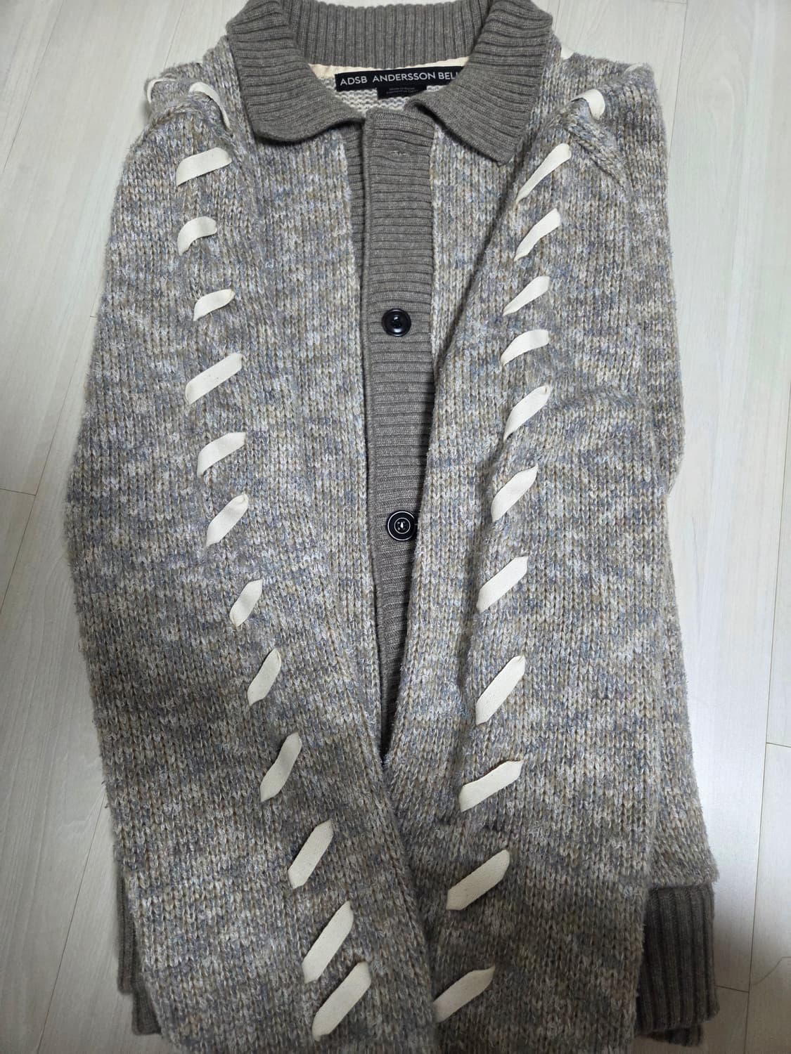 앤더슨벨 언블리치드 레이스업 가디건 상품이미지4