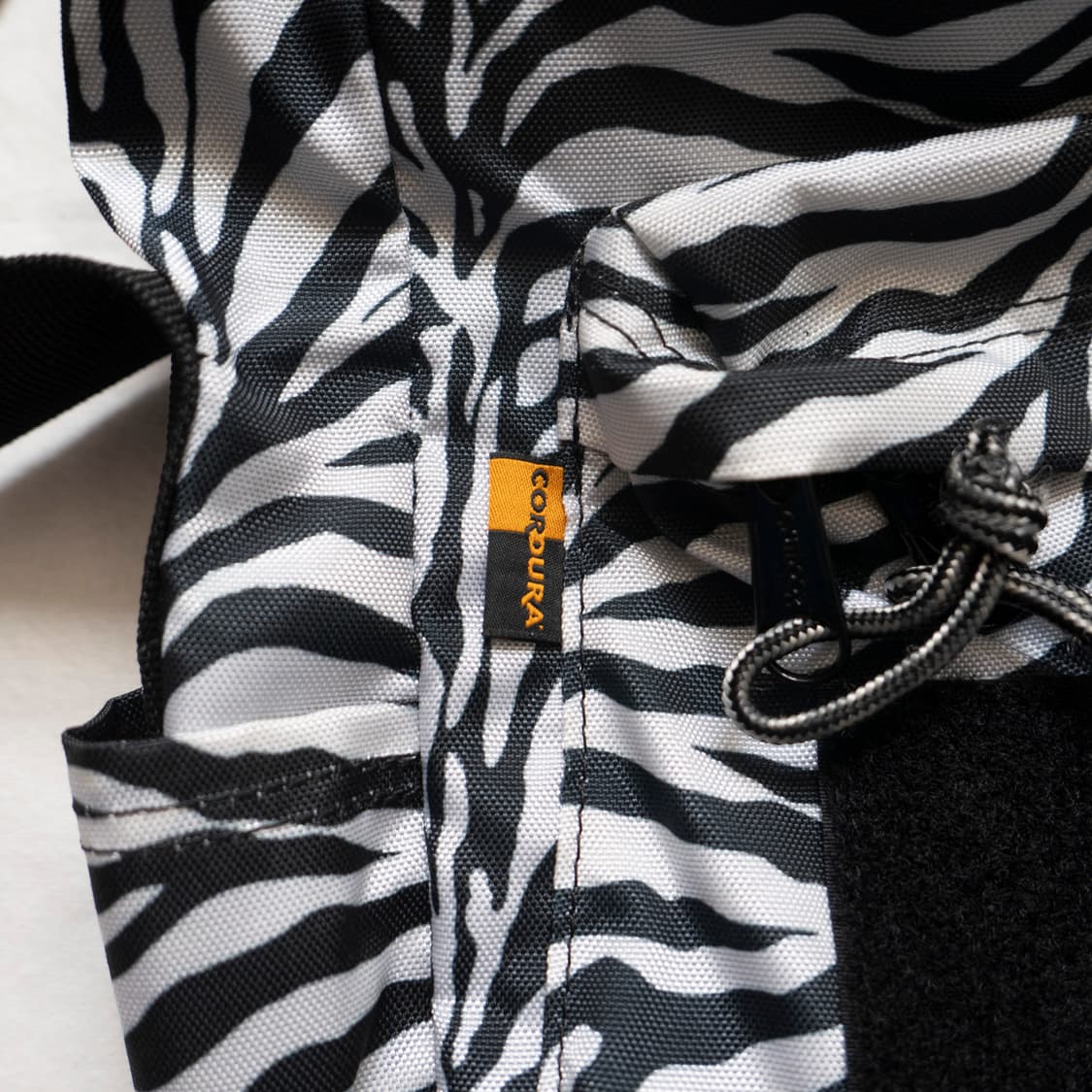 아웃도어 지브라 메신저백 상품이미지5