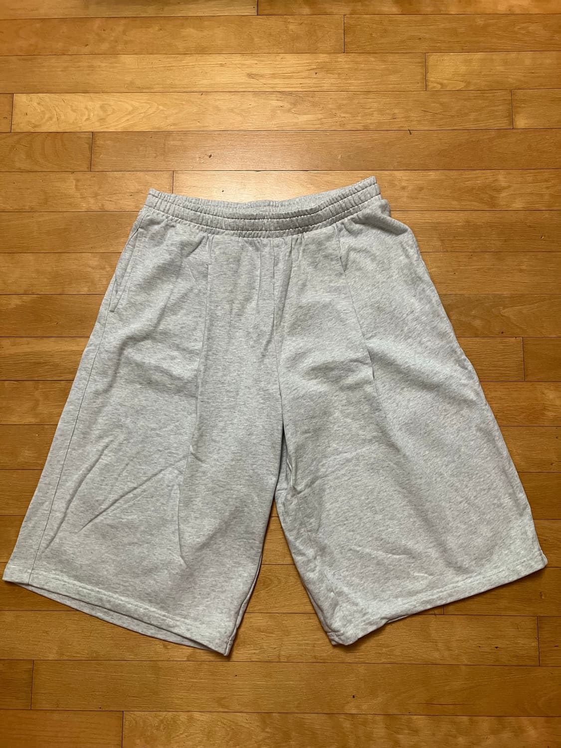 무신사 스탠다드 원턱 롱 버뮤다 스웨트 팬츠 XXL 상품이미지2