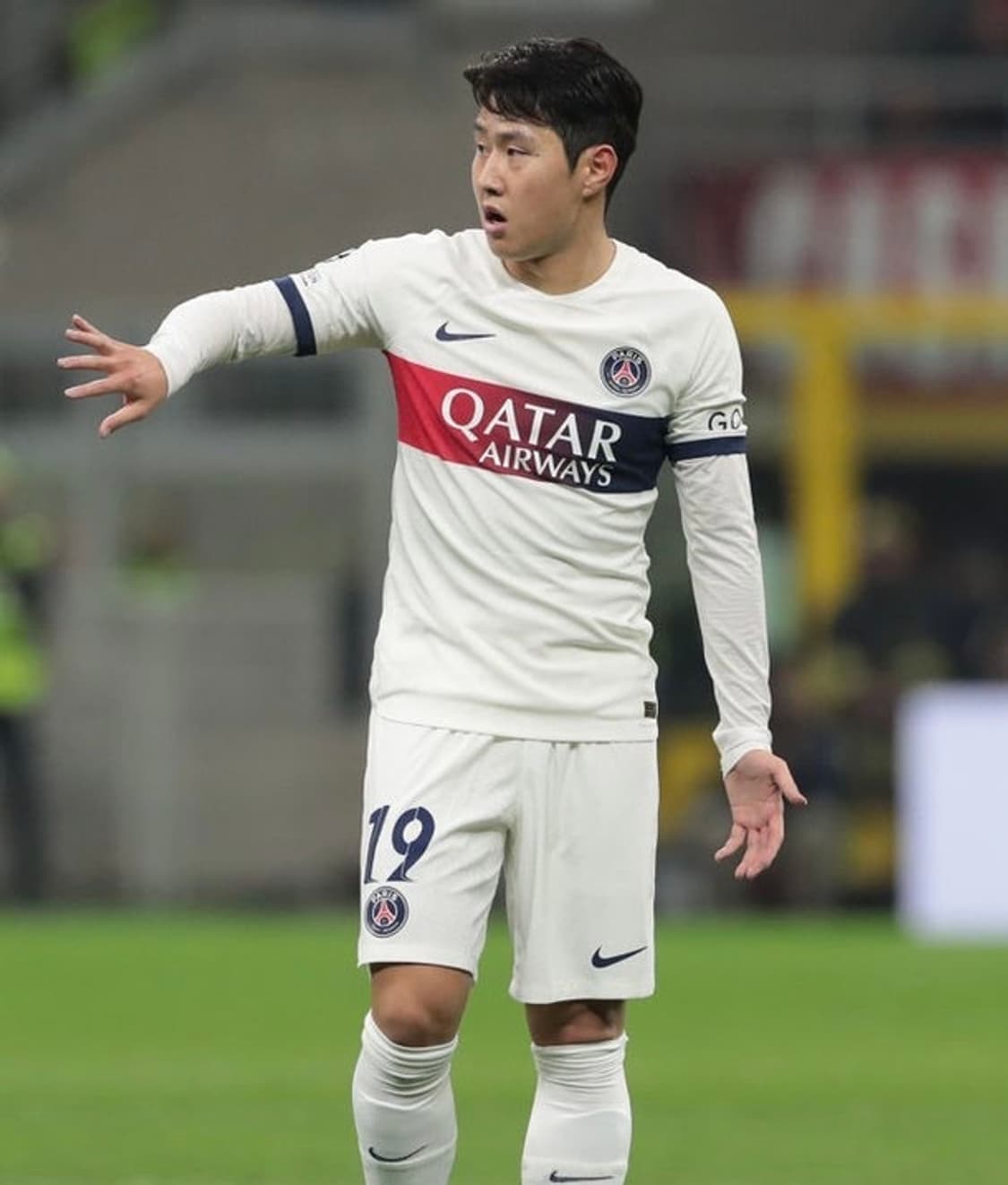 이강인 PSG 23-24시즌 유니폼 입니다 상품이미지2