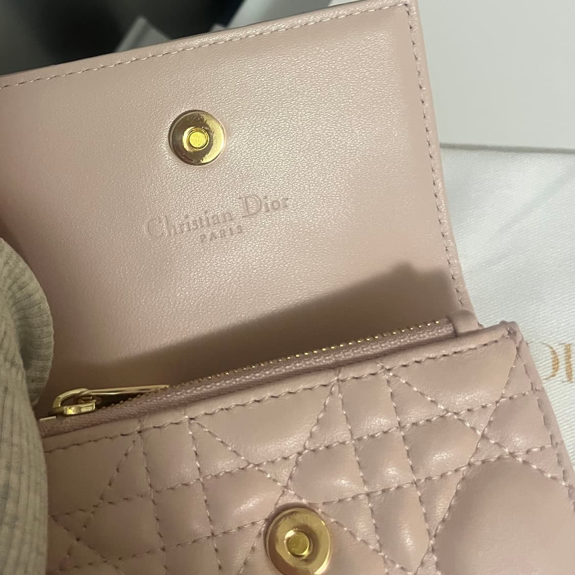 디올 까나쥬 카드지갑 핑크(베이지) 상품이미지5