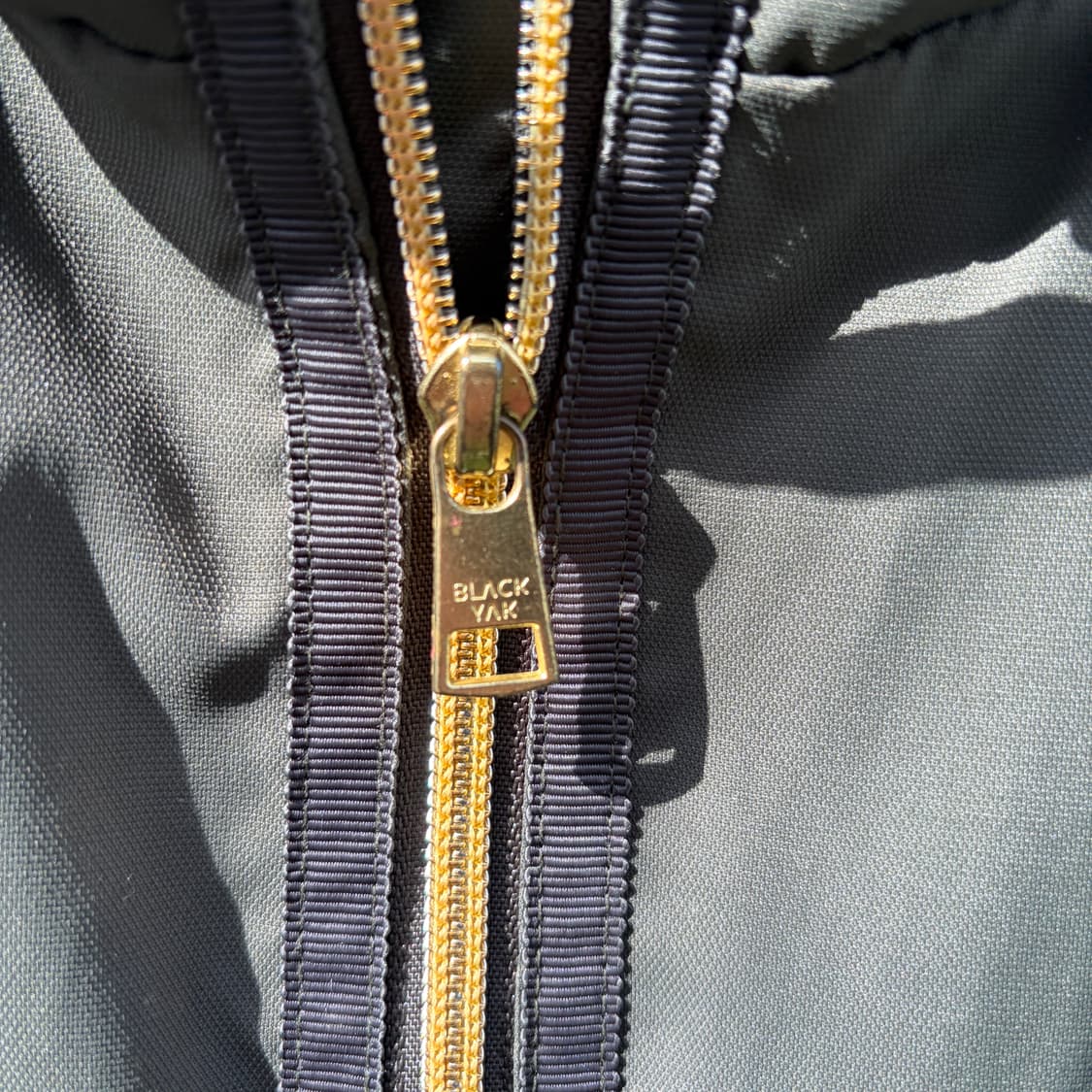 100)블랙야크 카키 바람막이 자켓 상품이미지3