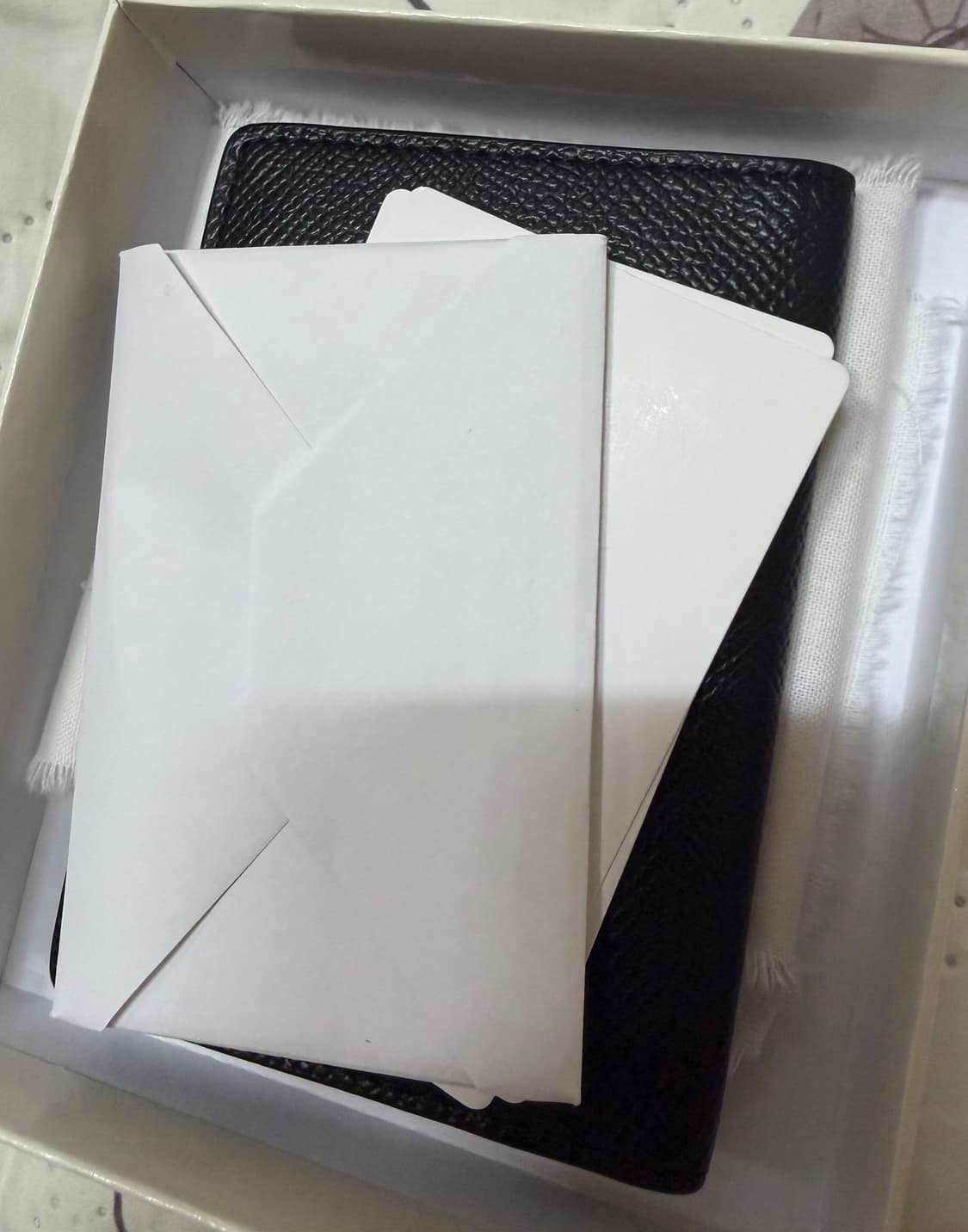 마르지엘라 레더 바이폴드 카드 홀더 블랙 카드지갑 상품이미지5