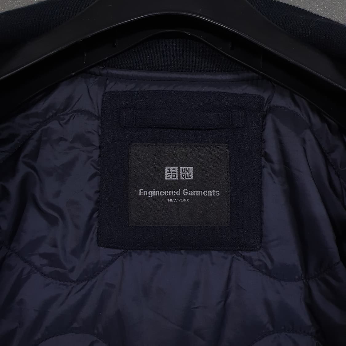 새제품급 L) 유니클로 엔지니어드가먼츠 엔가 퍼프테크 블루종 자켓 네이비 상품이미지7