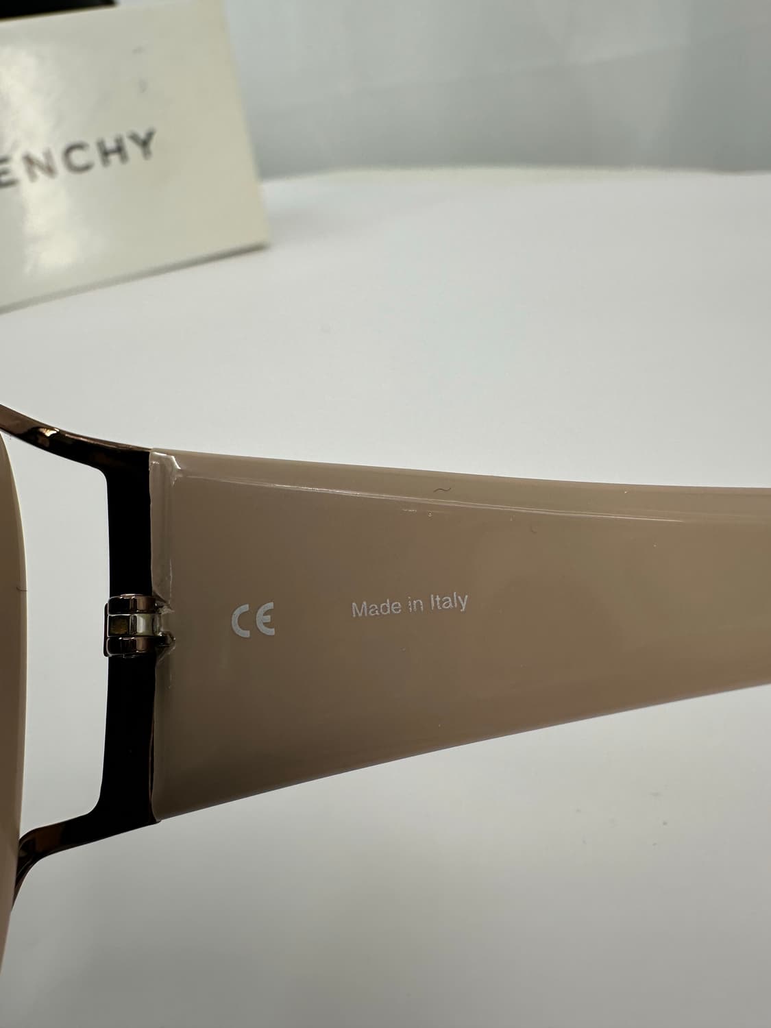 [새상품 무료배송] 정품 지방시 Made in Italy 선글라스 상품이미지10