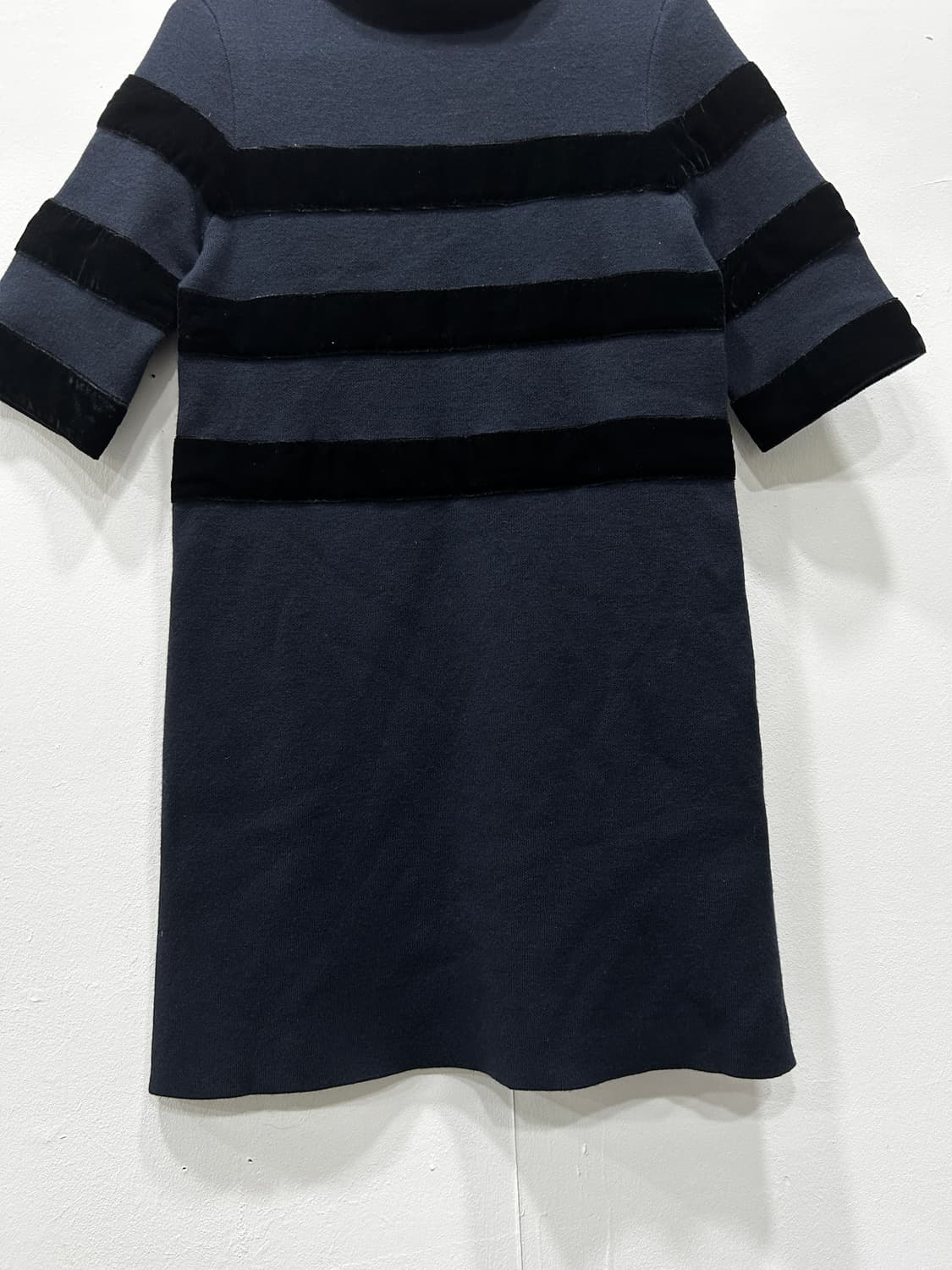 마쥬 maje 벨벳니트 원피스 1사이즈 (55) 상품이미지5