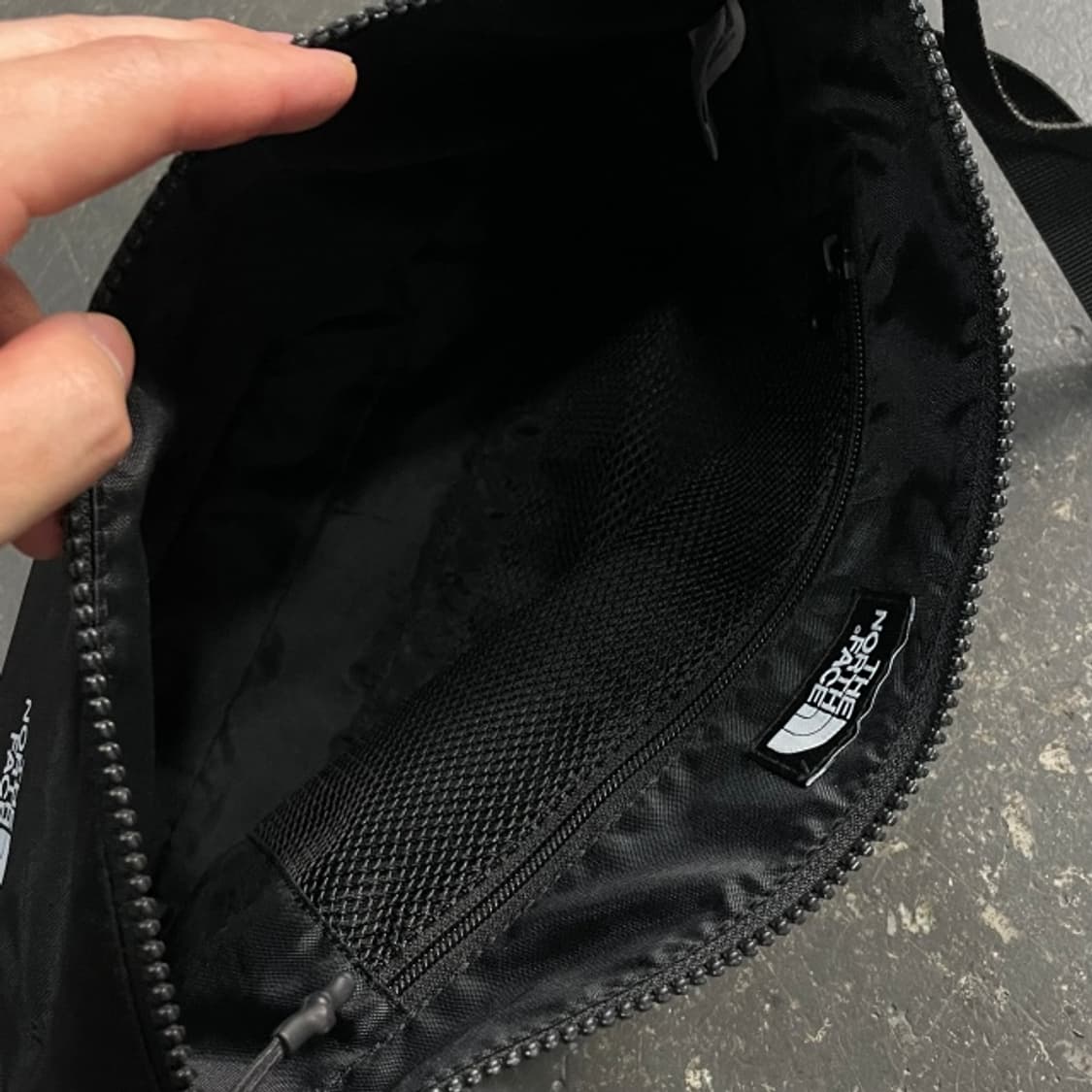 노스페이스 크로스백 상품이미지5