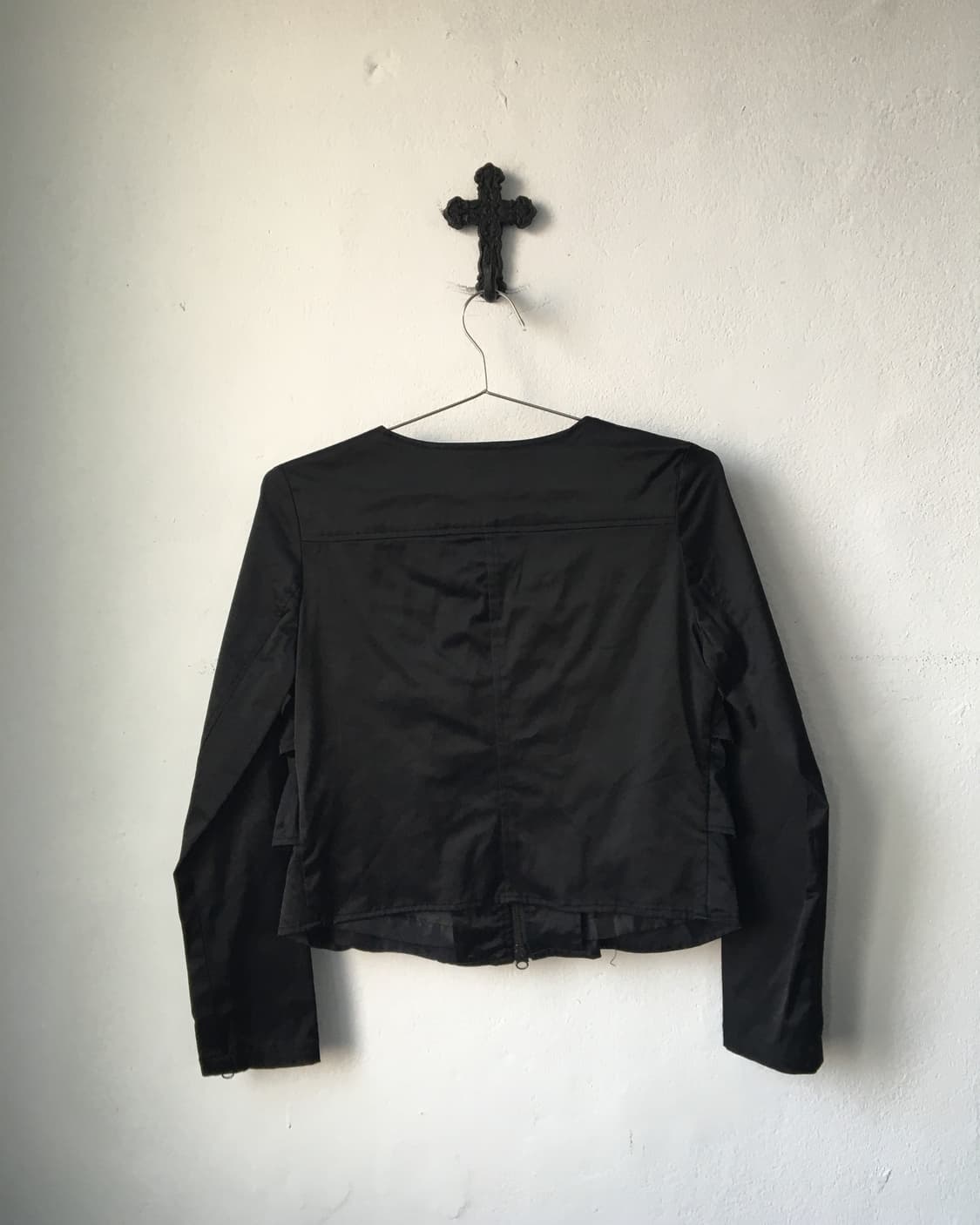 Frill layer glossy jacket 상품이미지2