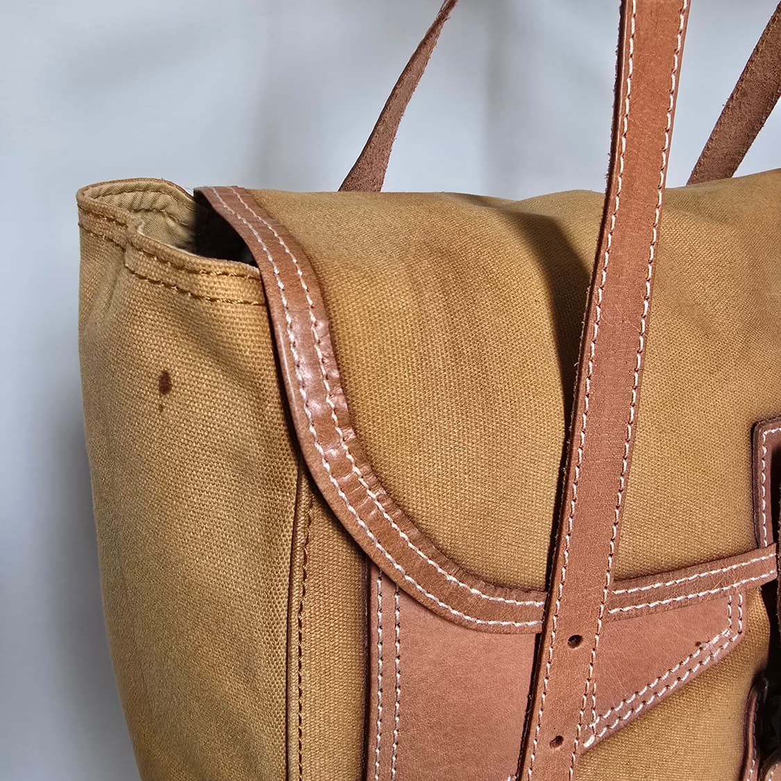 캔버스 래더 숄더백 상품이미지3