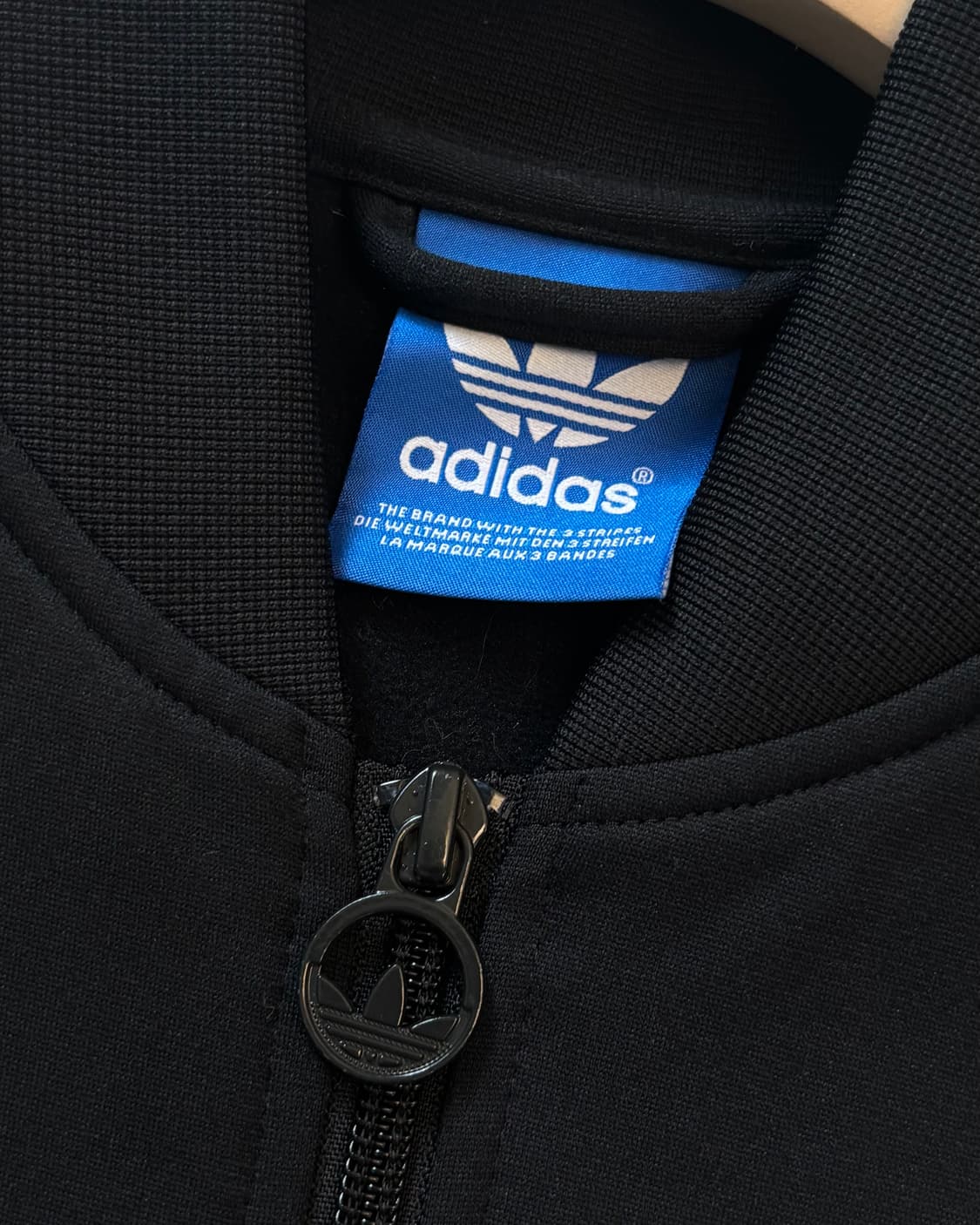 Adidas 아디다스 블랙컬러 슈퍼스타 트랙탑  상품이미지4