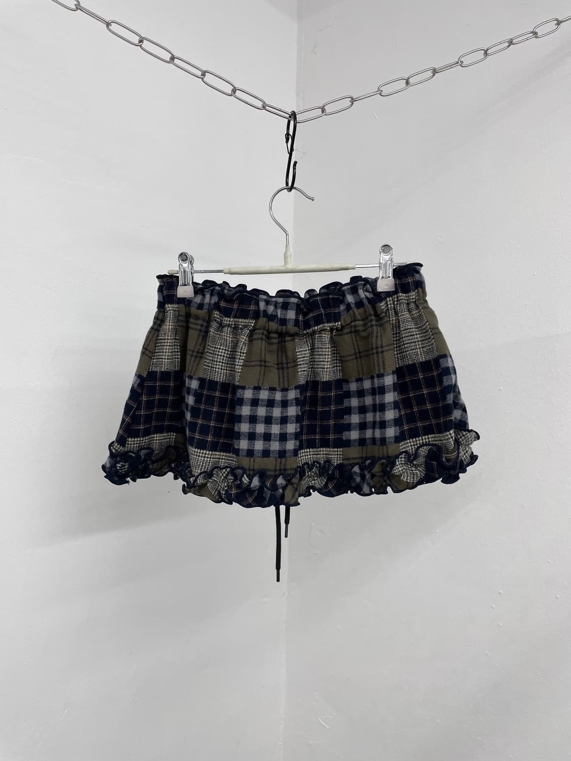 네이비 체크 프릴 스커트 상품이미지6