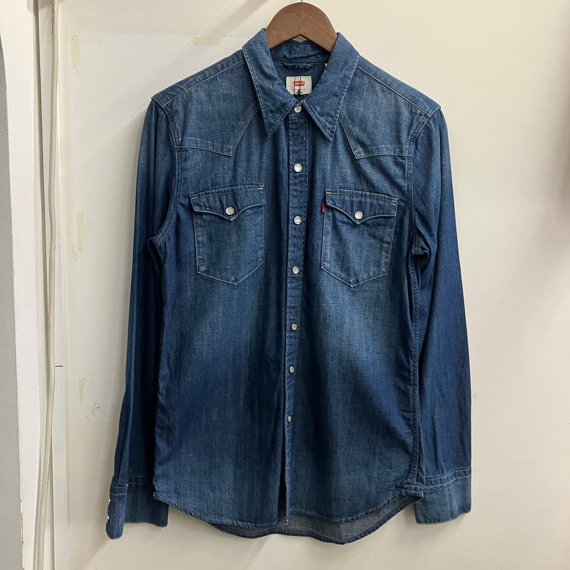 N132 리바이스 웨스턴 데님 청셔츠 상품이미지1