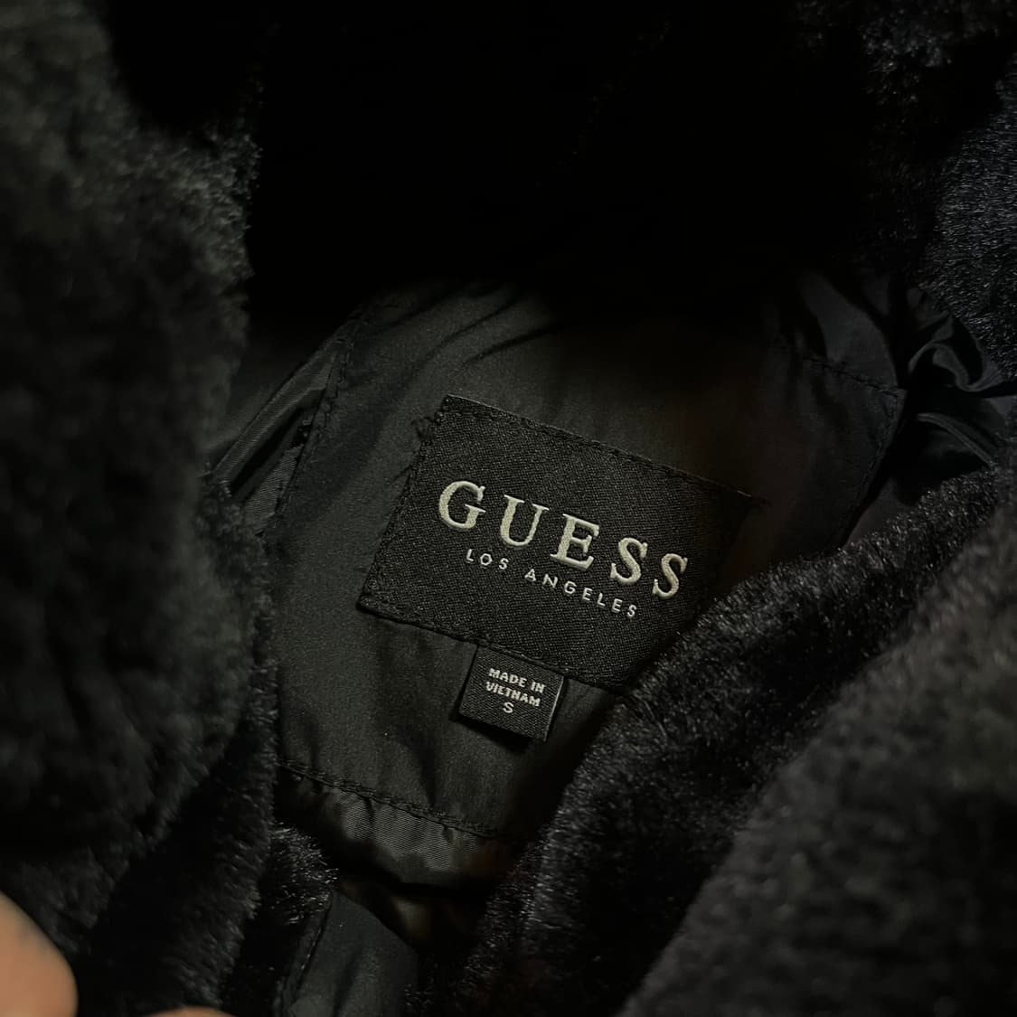 게스 덕다운 패딩 상품이미지5