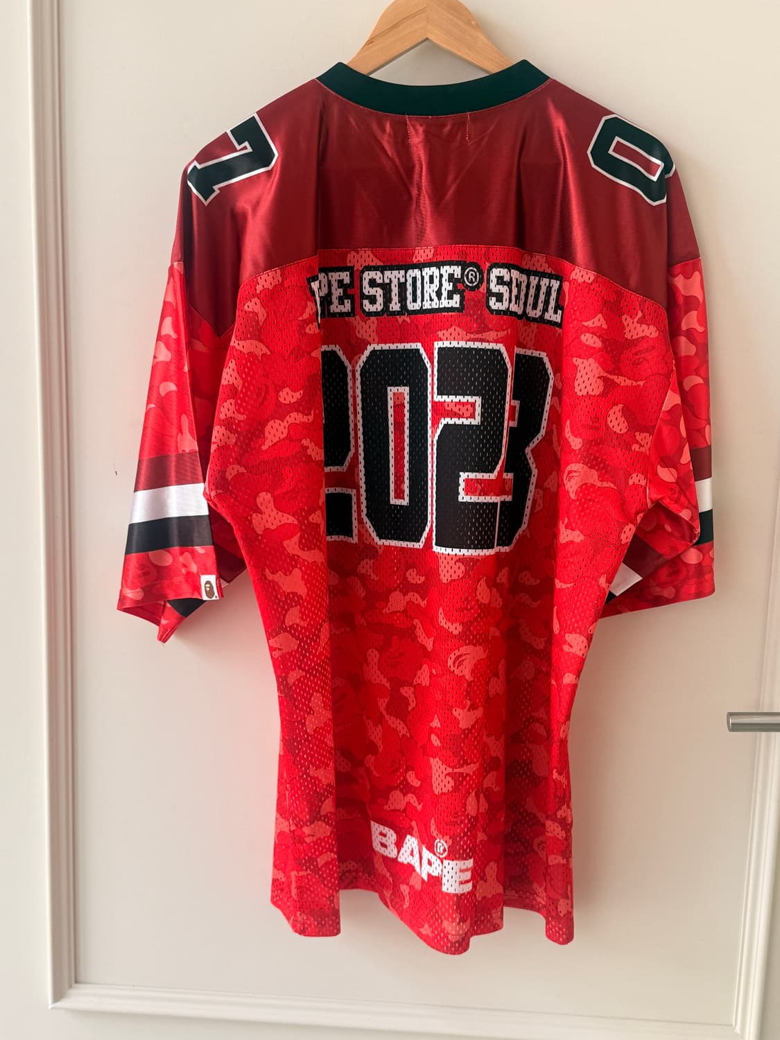 베이프(A Bathing Ape BAPE) 레드 카모져지 티 상품이미지2