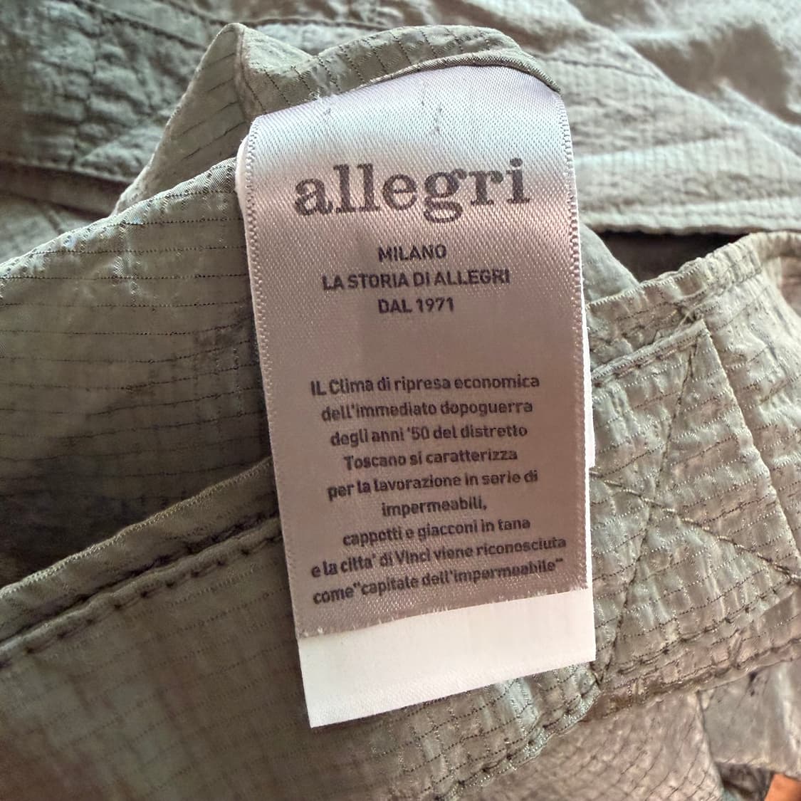 알레그리 나일론 글로시 트러커 셔츠 상품이미지4