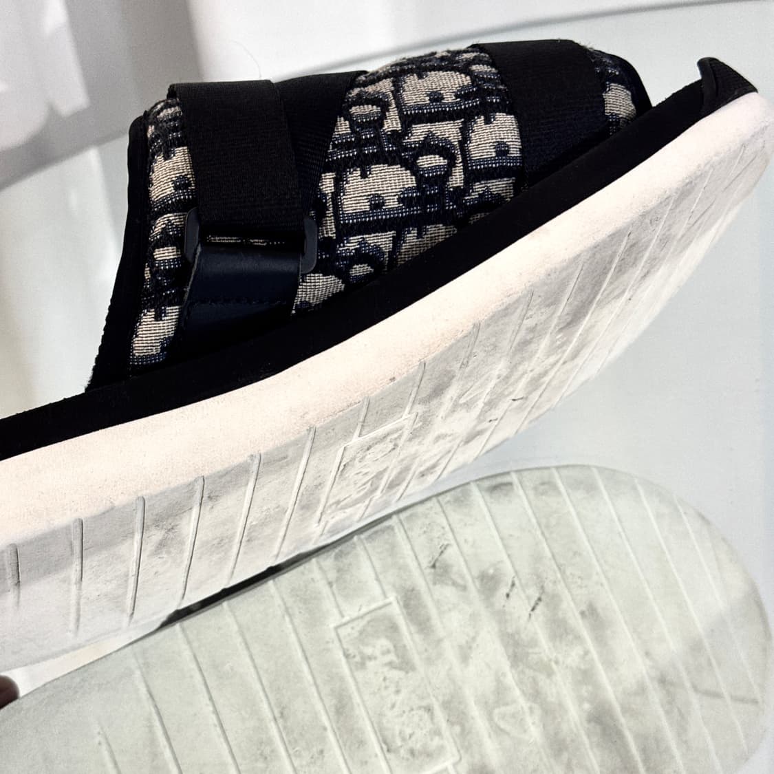 (42) 디올 오블리크 알파 샌들  상품이미지6