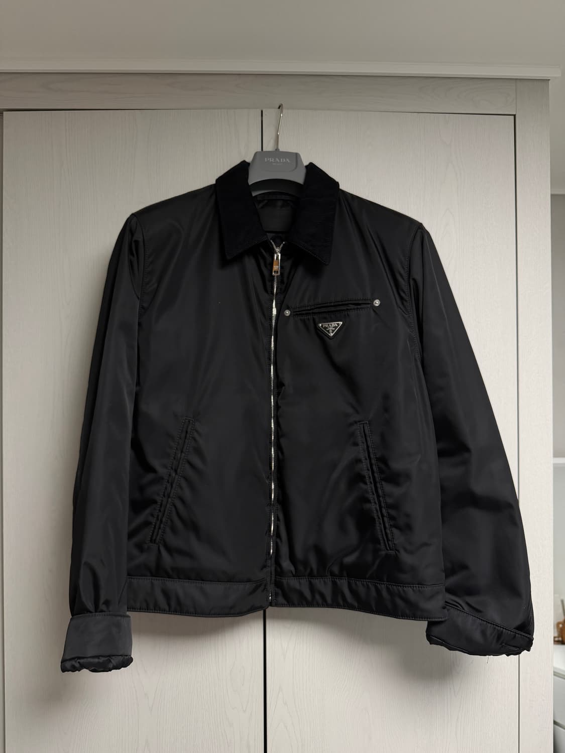[L] 프라다 리나일론 블루종 자켓 블랙 상품이미지1