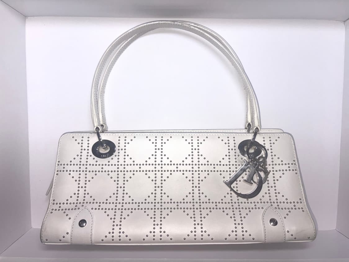 Dior 디올 레이디 디 조이 스터드 숄더백 상품이미지1