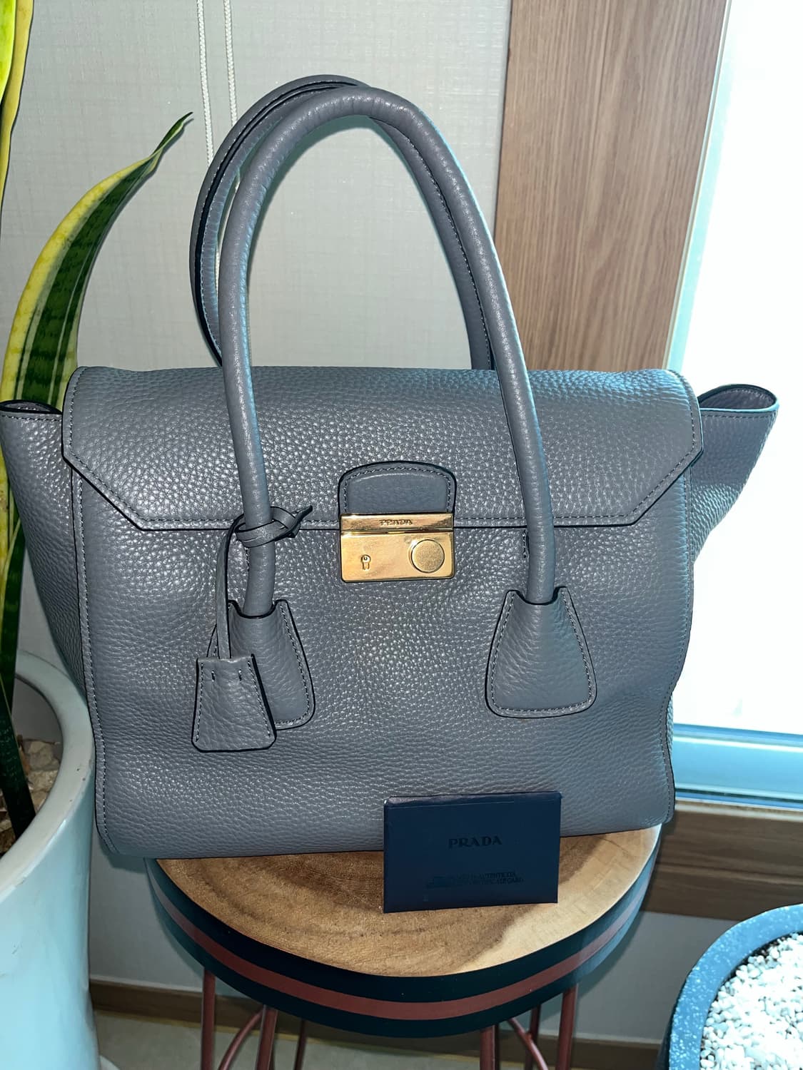 프라다 빈티지 숄더백 상품이미지1