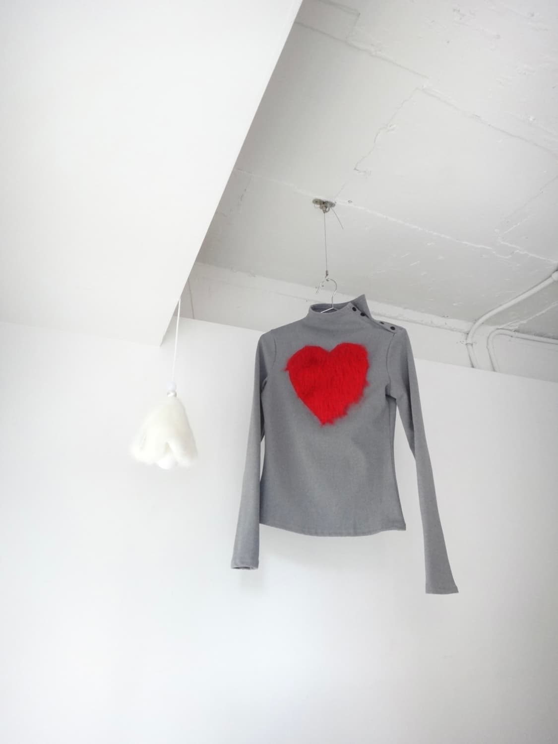 Heart open slit top / grey 상품이미지1