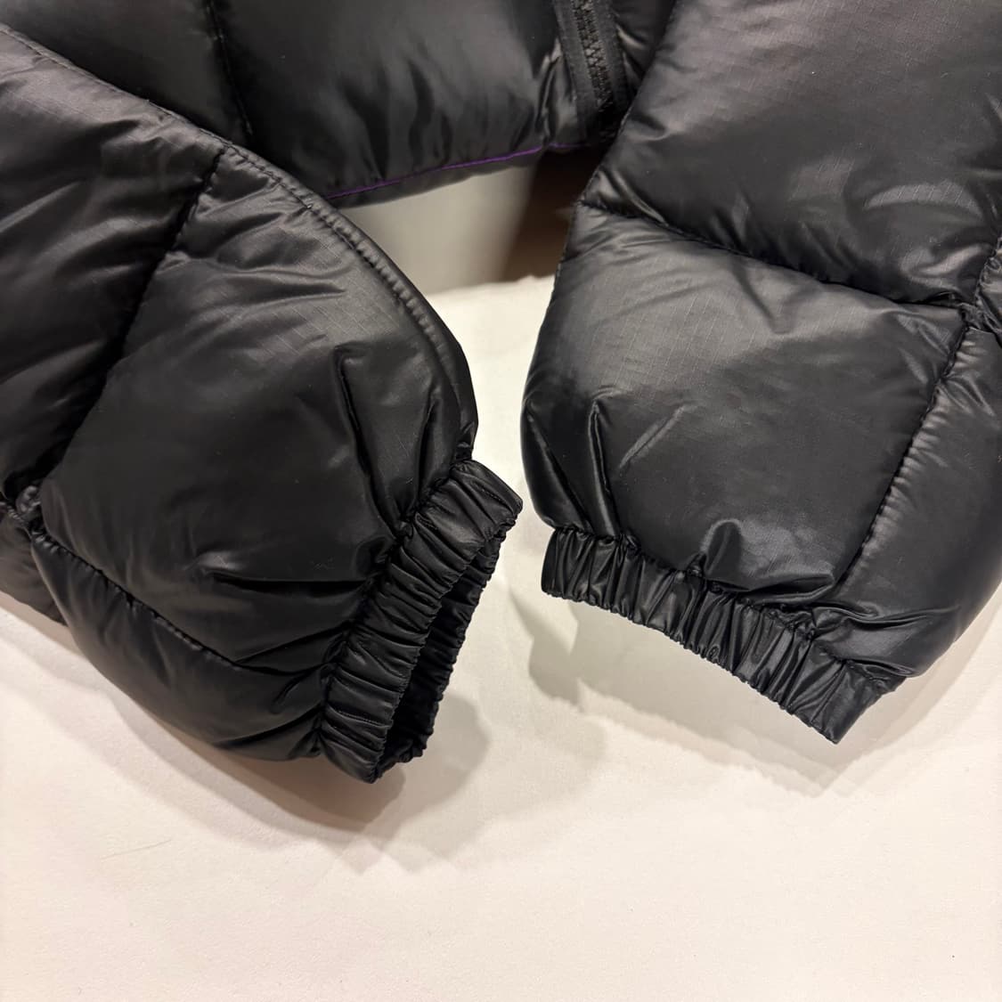[M] 디스이즈네버댓 크레센트 다운 웍스 블랙/퍼플 다운 패딩 B592 상품이미지9