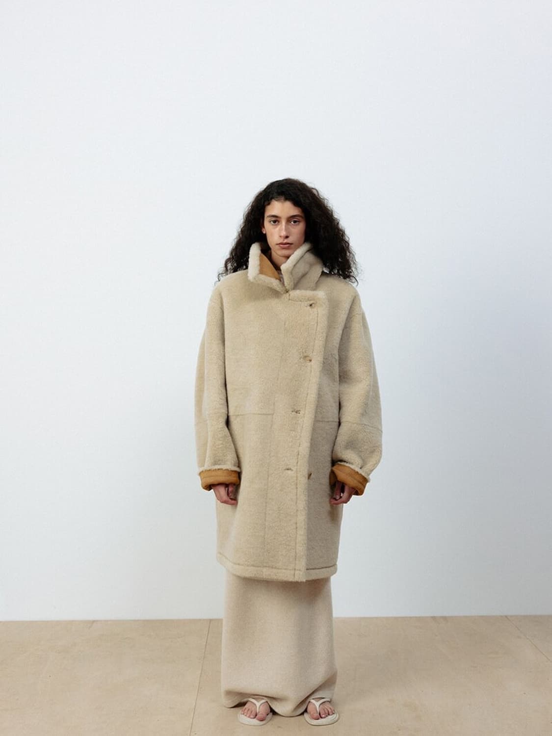 Le17 무스탕 (롱버전) SUEDE FUR REVERSIBLE COAT 상품이미지1