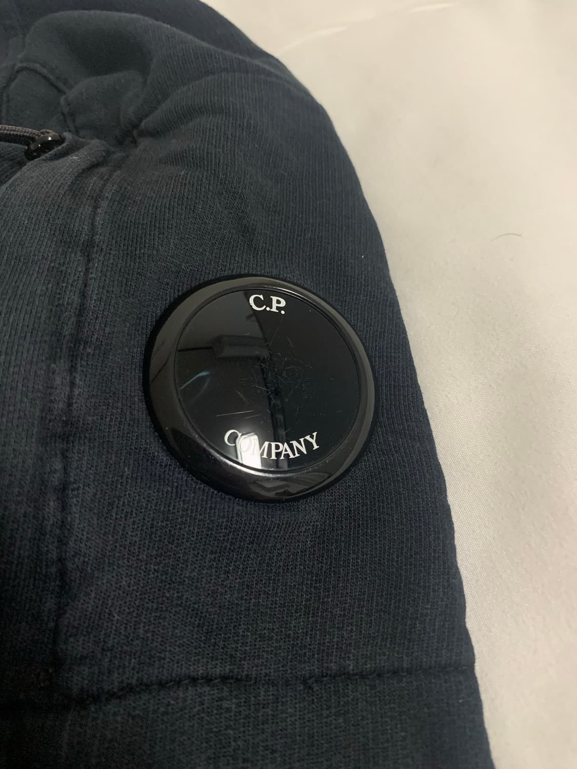 씨피컴퍼니 맨투맨 상품이미지2