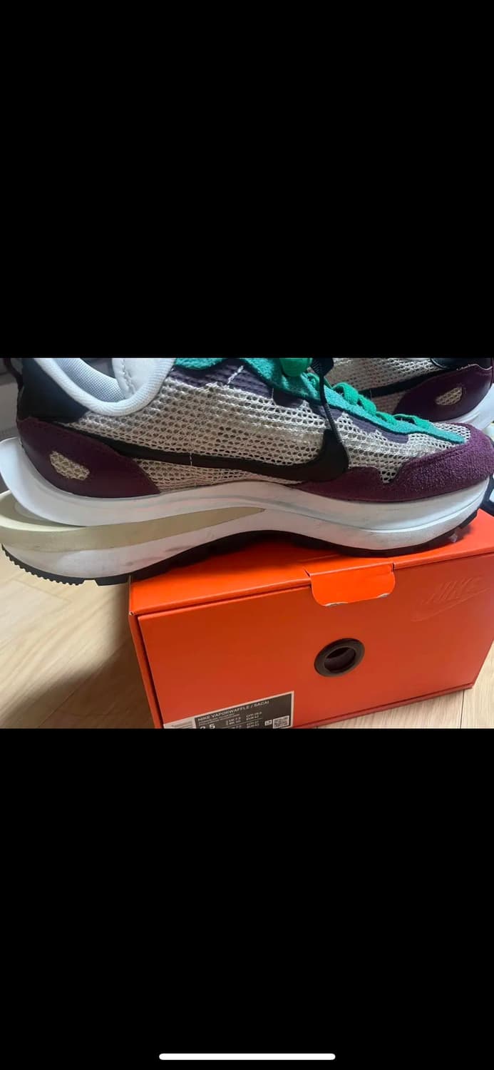 (풀박) 나이키 베이퍼 사카이와플 265 빌런레드 팝니다. 상품이미지7