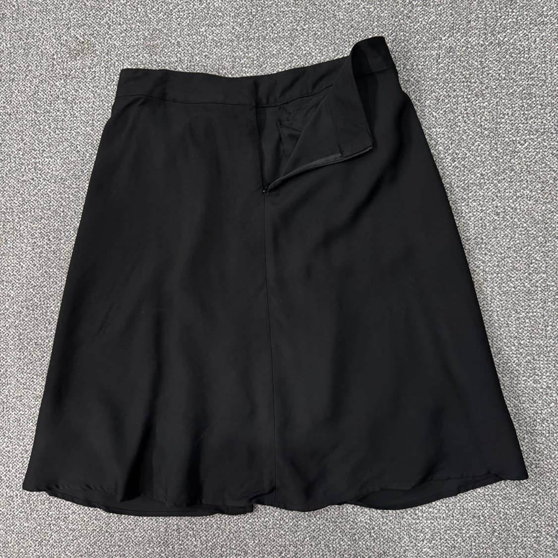 세릭 오픈 스냅 버튼 스커트 블랙 치마 상품이미지5