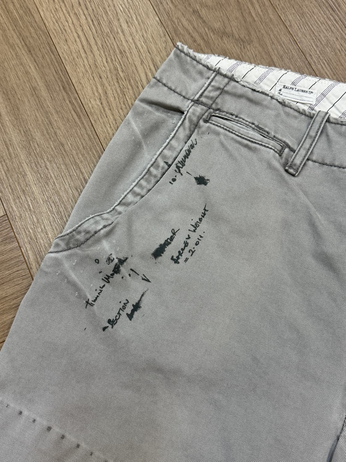 폴로랄프로렌 데미지 프린팅 치노팬츠 - 32사이즈 상품이미지4