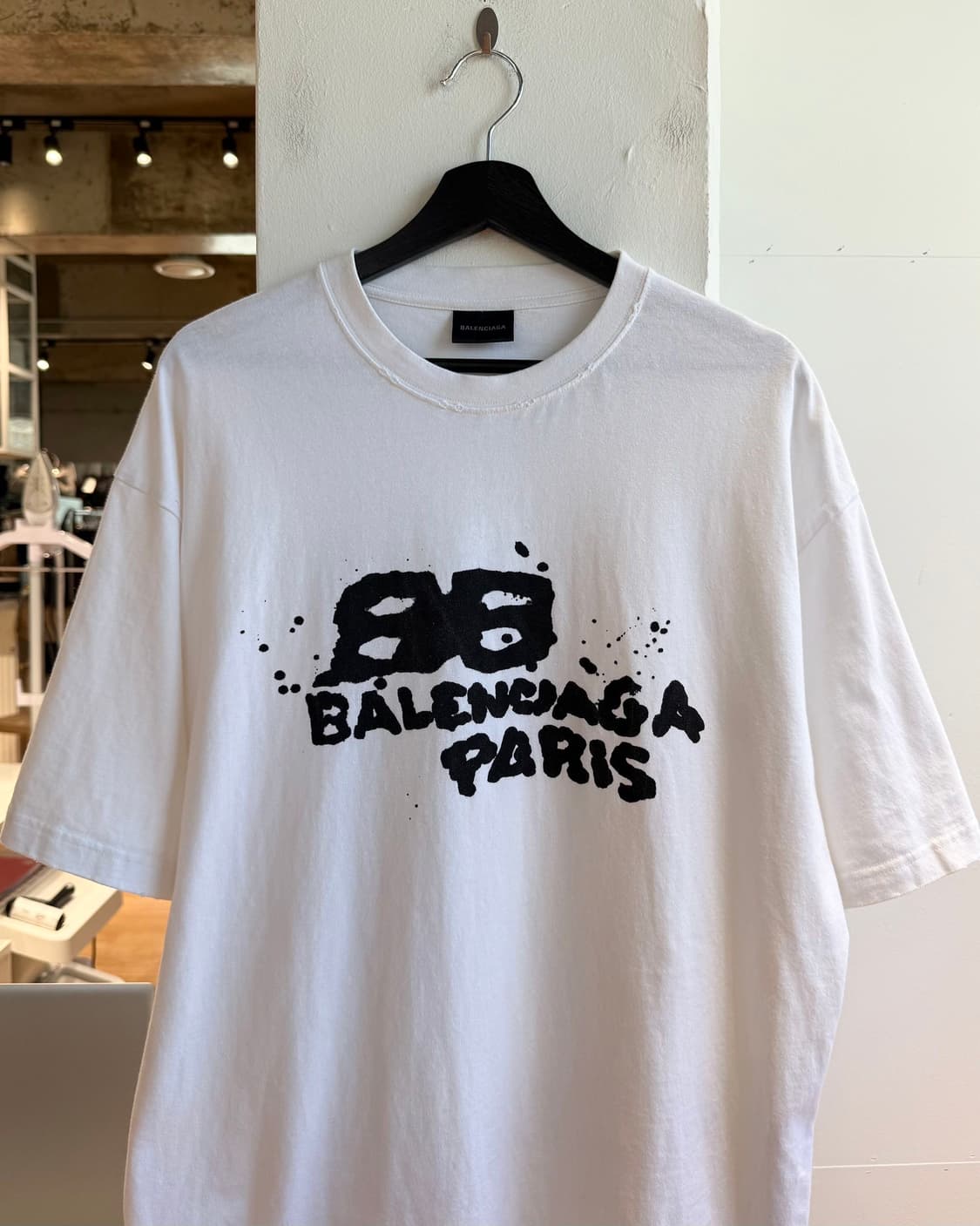 발렌시아가 화이트 핸드 드로운 bb 아이콘 하프티  상품이미지3