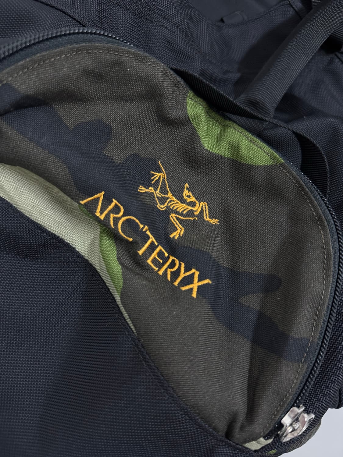 아크테릭스 X 빔즈 세브링 카모플라주 백팩 상품이미지5