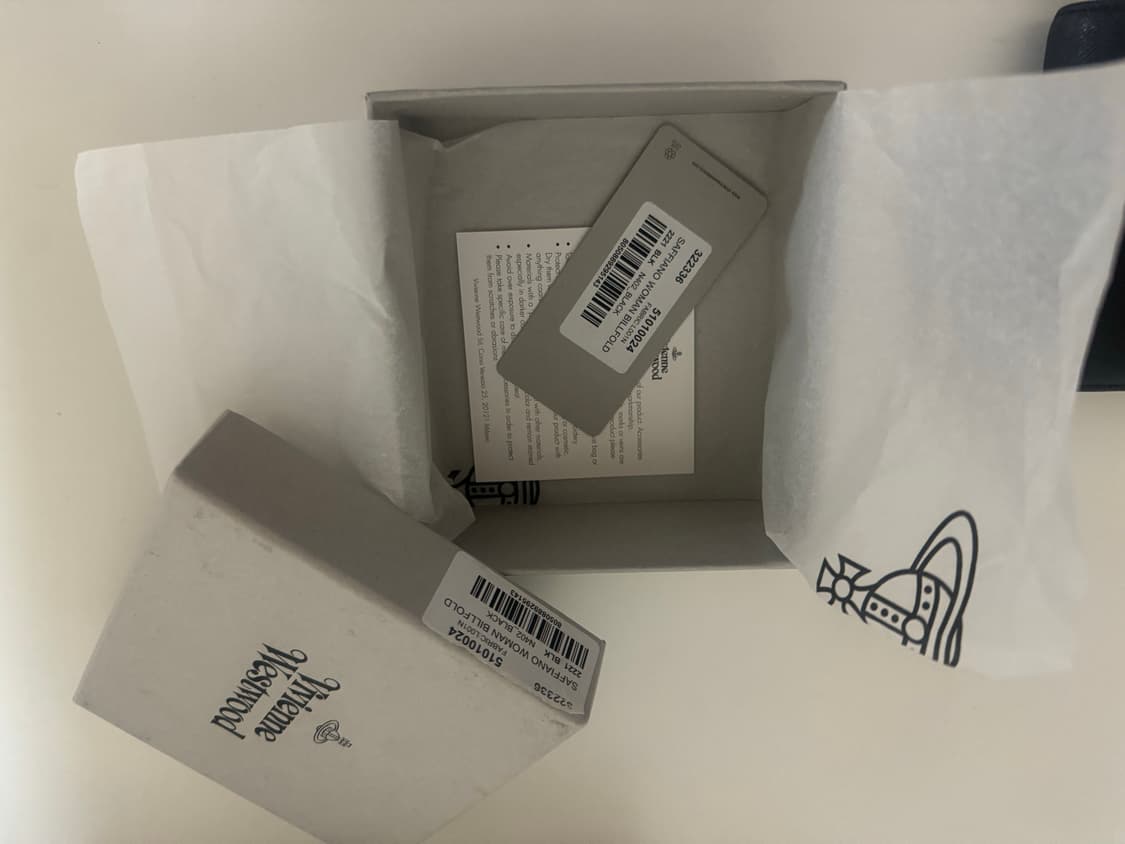 비비안웨스트우드 지갑 상품이미지4