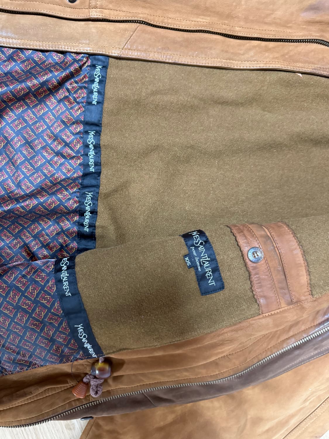 Yves Saint Laurent 가죽 자켓 상품이미지3