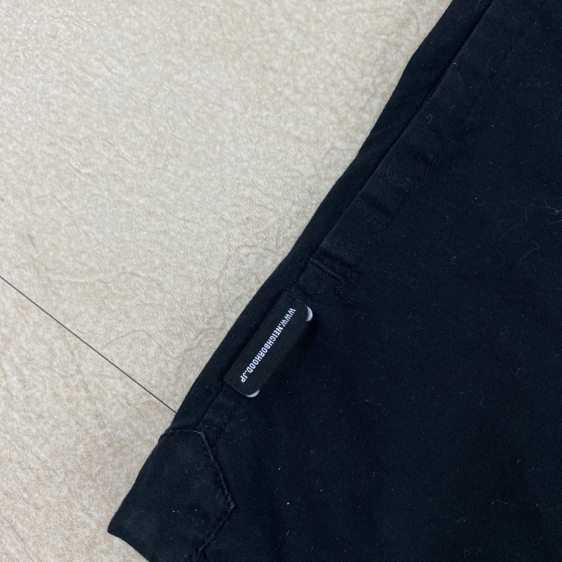 네이버후드 스펠아웃 빅로고 블랙 하프 셔츠 (105) 상품이미지3