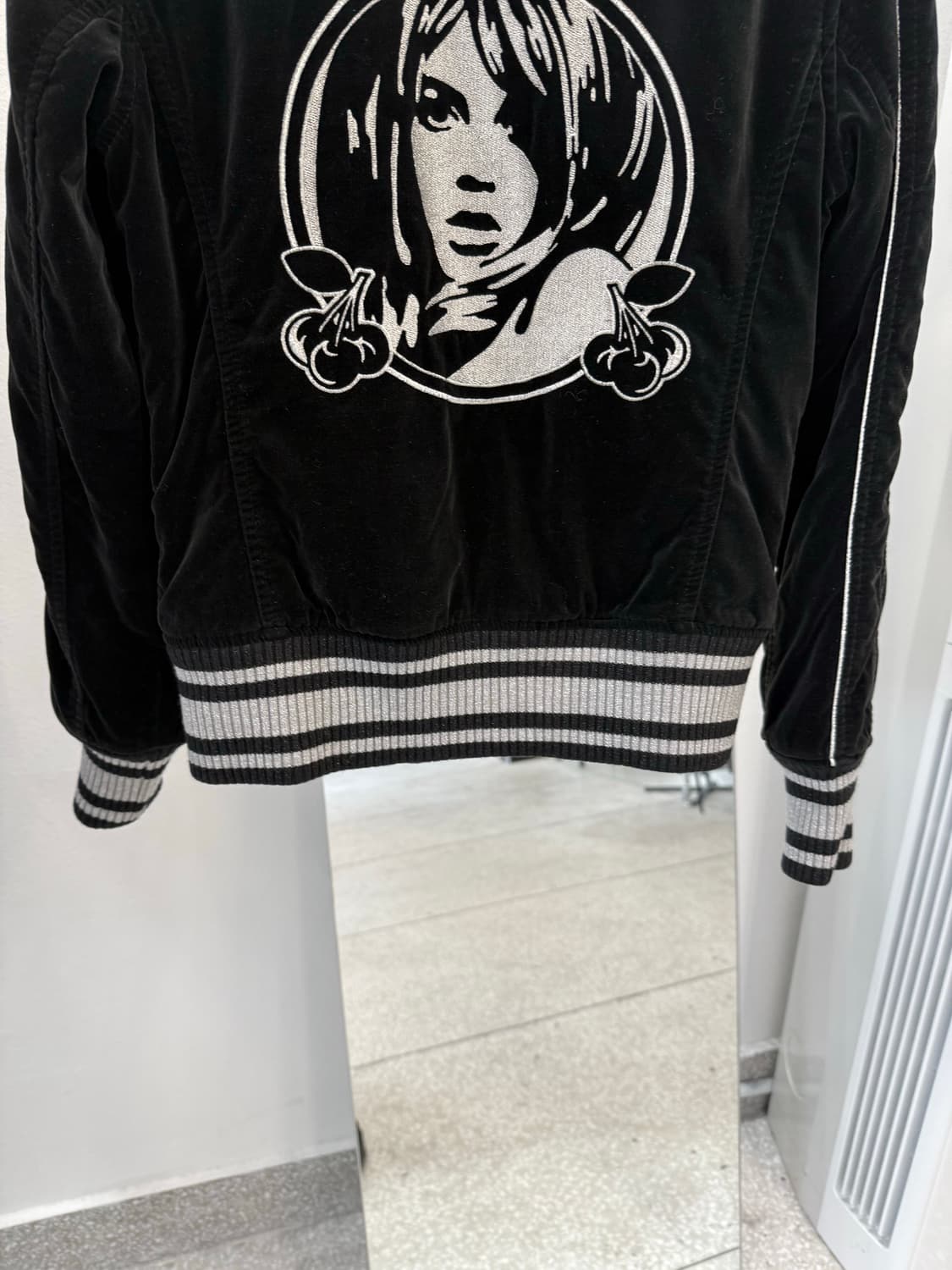 HYSTERIC GLAMOUR Spangle Logo Blouson   상품이미지5