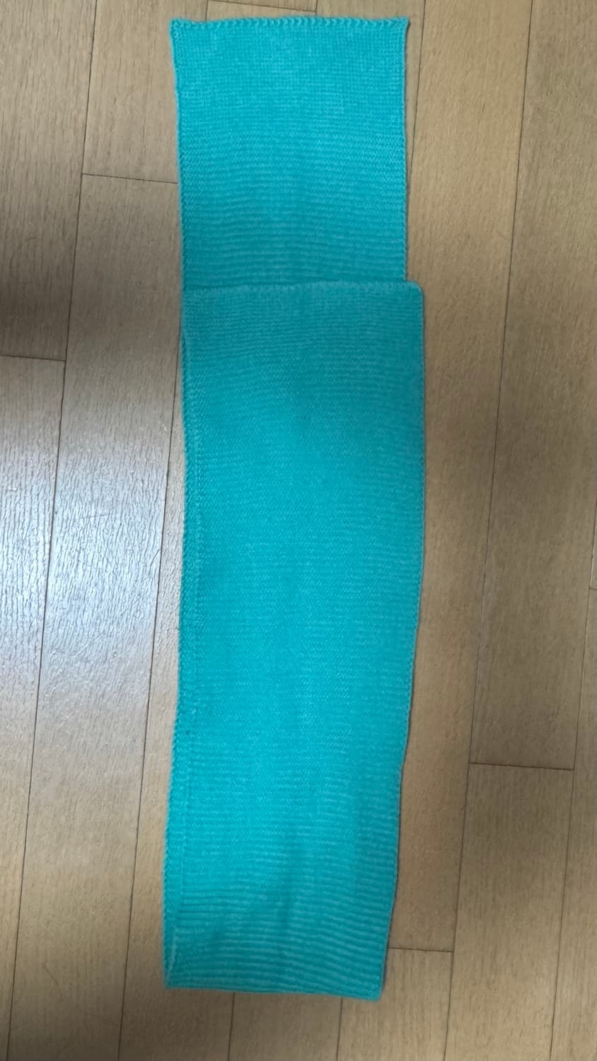 지드래곤 민트 뜨개 머플러 상품이미지1