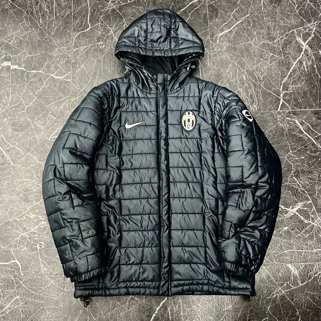 나이키 멀티스우시 유벤투스 경량 후드 점퍼자켓 상품이미지1