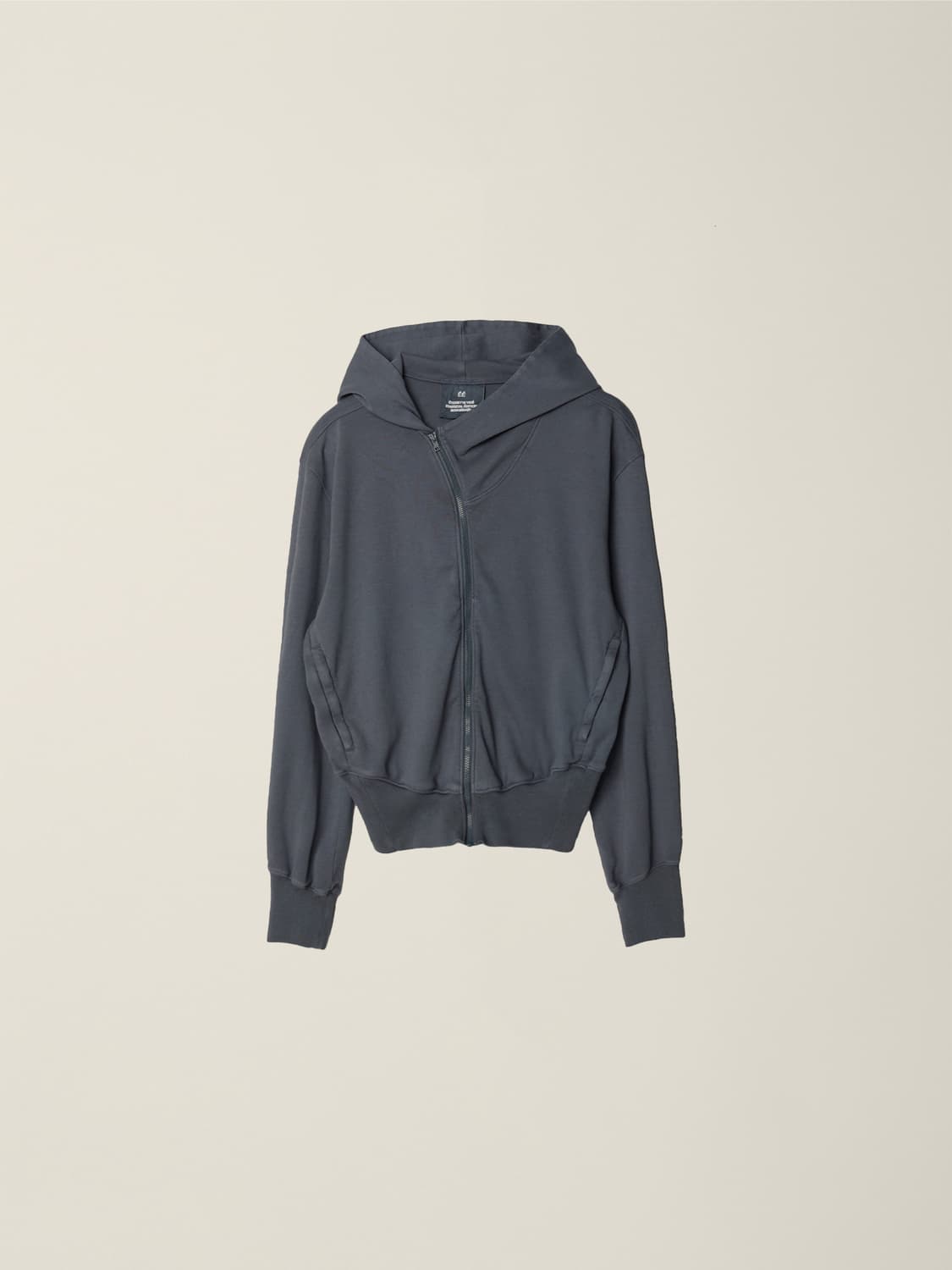 EE CURVED HOODED ZIP JACKET
CHARCOAL 상품이미지1