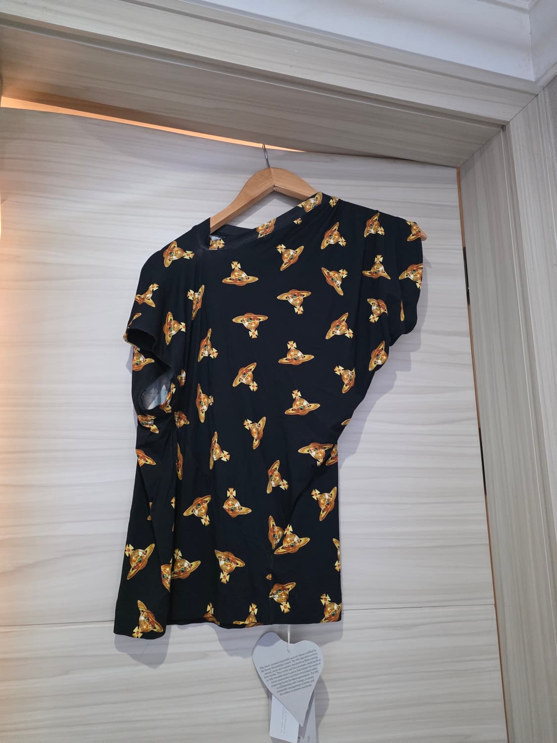 정품 비비안웨스트우드 탑 티셔츠  상품이미지5